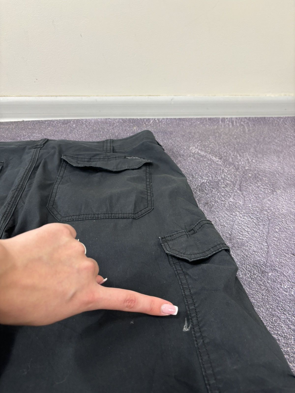 Lee Vintage Lee Extreme Motion Black Performance Cargo Shorts Size US 36 / EU 52 - 13 Thumbnail