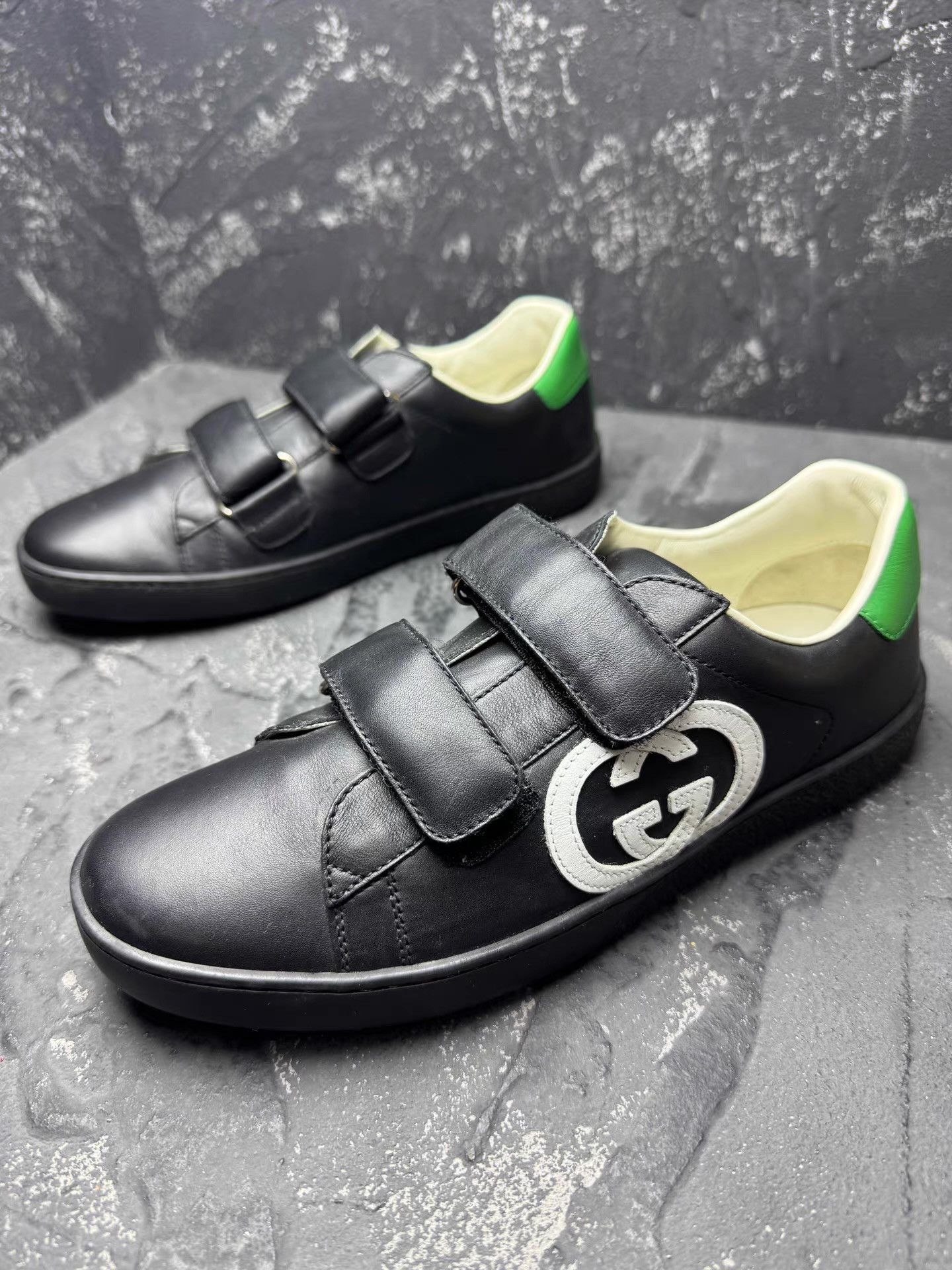 Gucci GUCCI Black & White Double G Sneakers Q10 Size US 5 / EU 37 - 1 Thumbnail