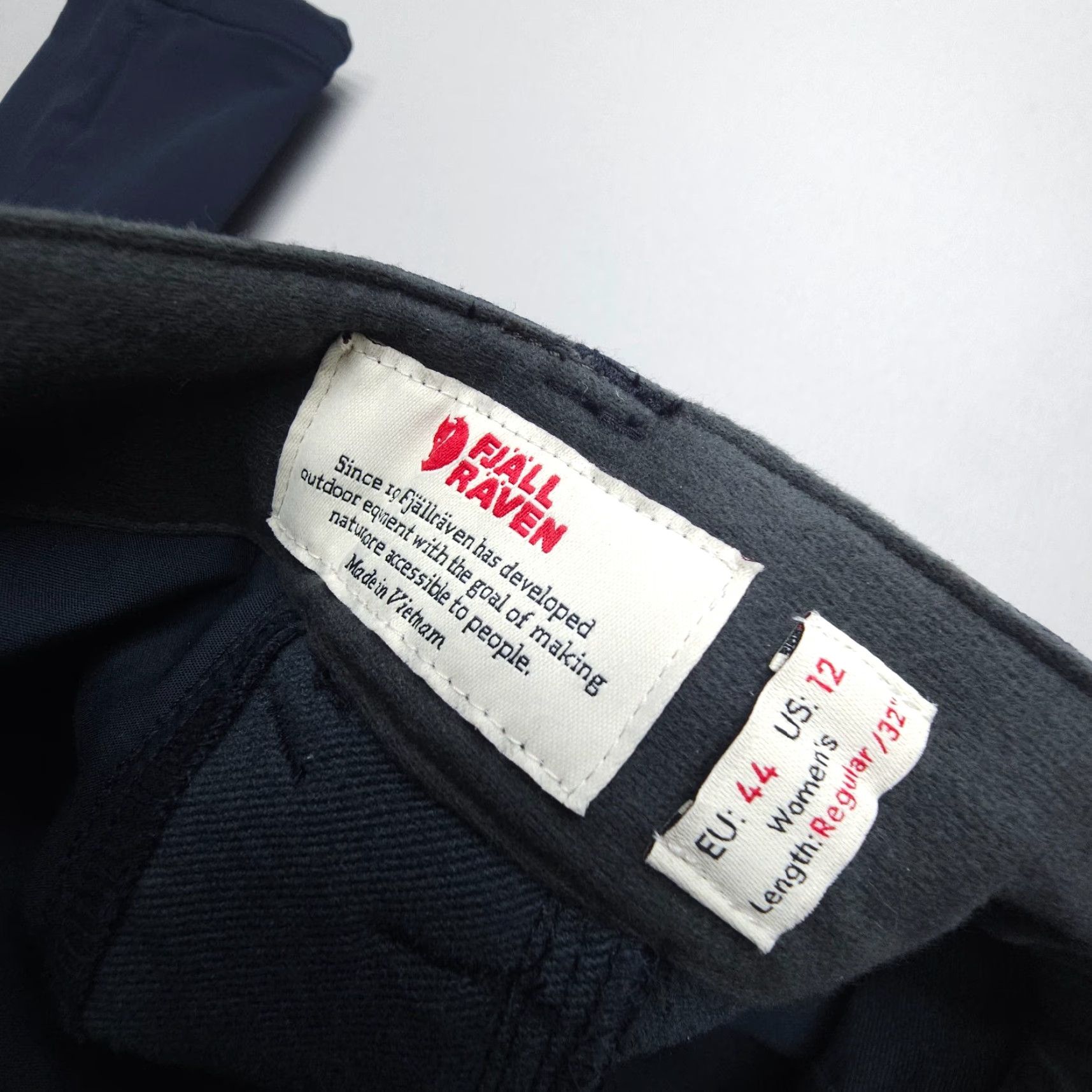 Vintage Fjallraven Abisko Winter Stretch Trousers Womens 12 Blue Trekking Softshell EUC Size 34" / US 12 / IT 48 - 7 Thumbnail