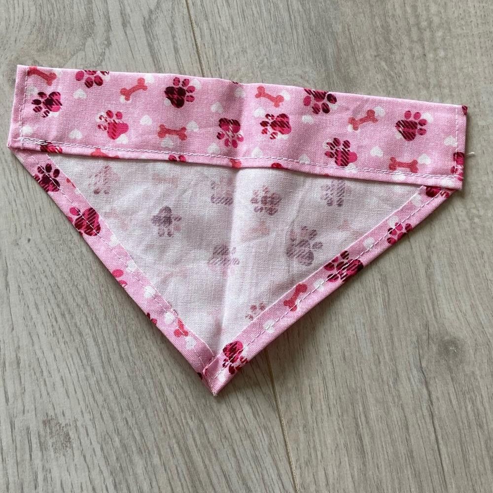 Designer Pink classic dog bandana Size ONE SIZE - 3 Thumbnail