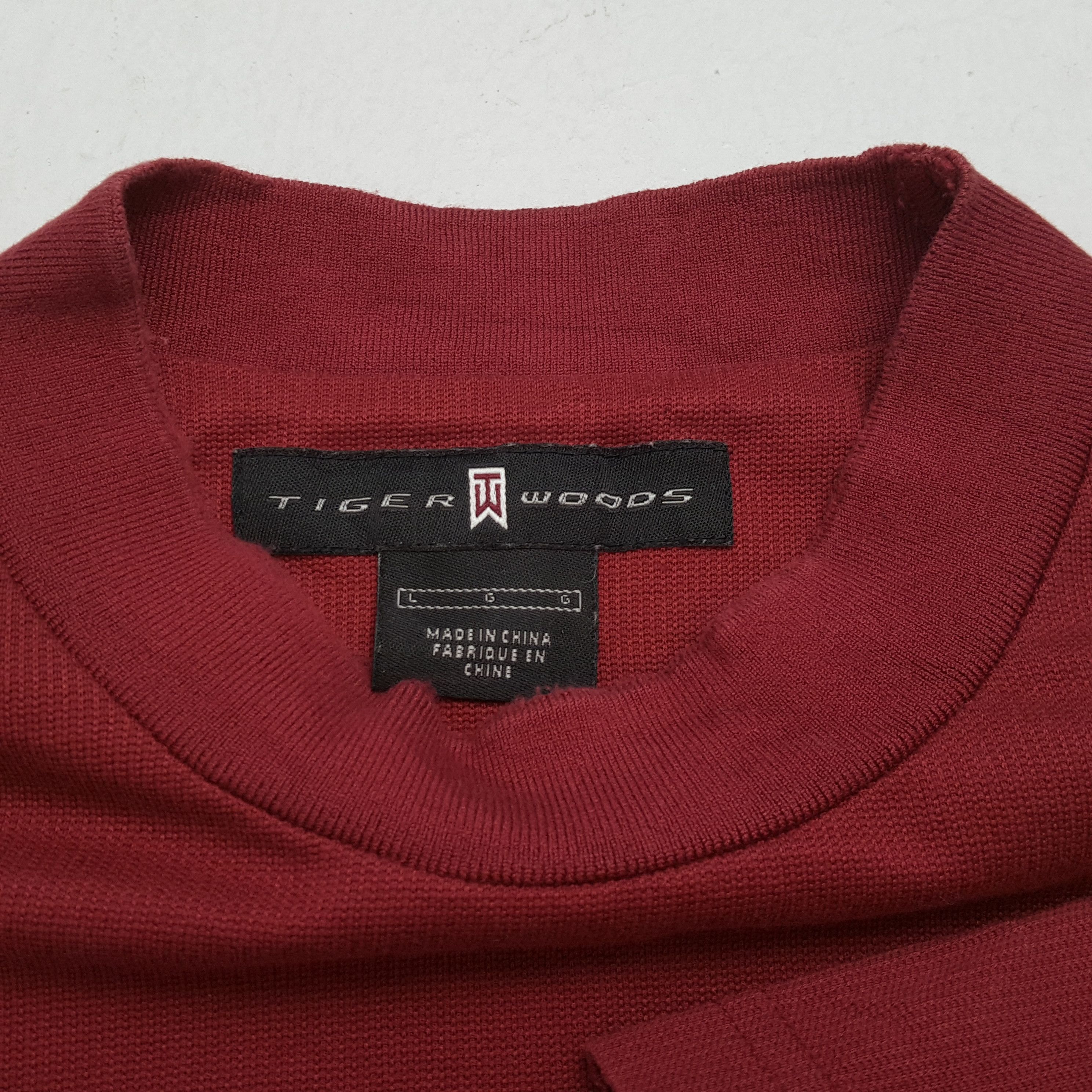 Nike × Tiger Woods × Vintage NIKE TIGERS WOODS Small Logo Design Tshirt Size US L / EU 52-54 / 3 - 8 Thumbnail