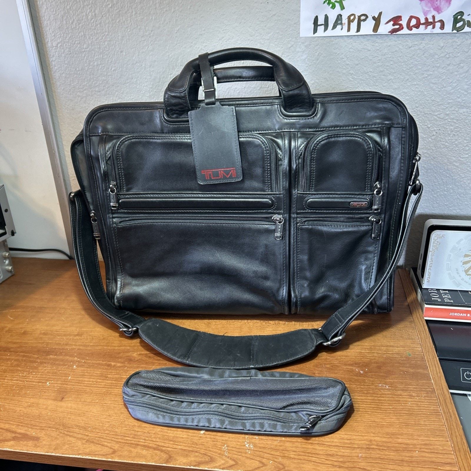 Tumi TUMI Alpha Black Leather Briefcase Computer Bag Work Size ONE SIZE - 1 Thumbnail