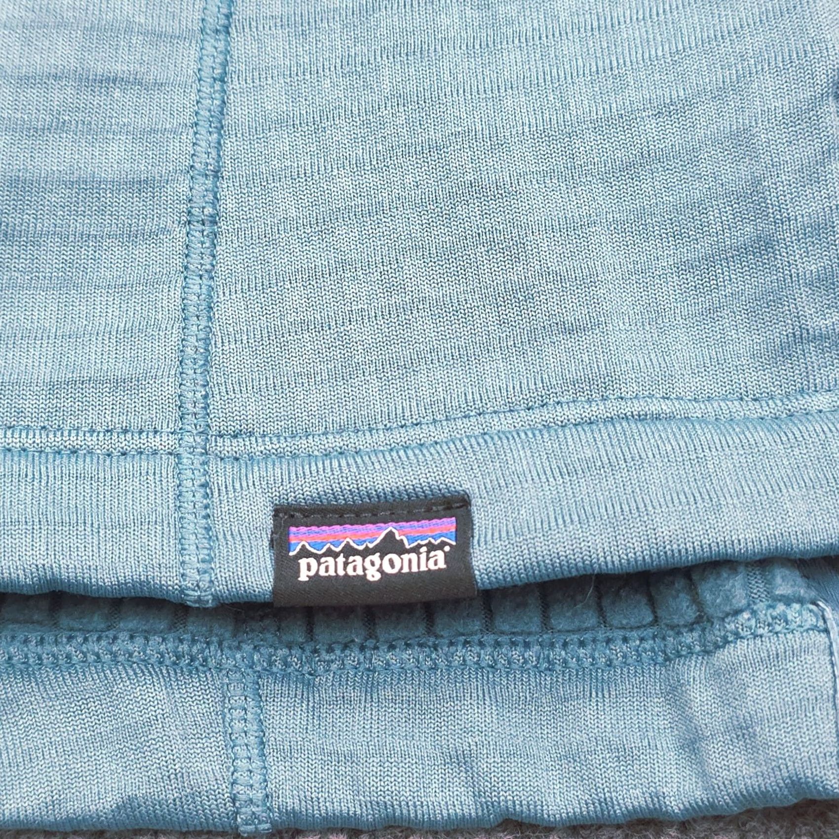 Patagonia Patagonia R1 Crew Neck Fleece Pullover Women's Small Blue-Green Tate Waffle 1/4 Zip Hiking Activewear Regular Bodice Size S / US 4 / IT 40 - 4 Thumbnail