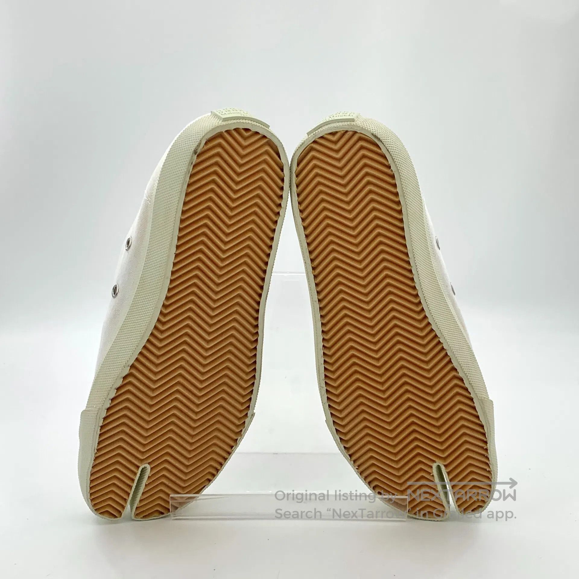 Maison Margiela Maison Margiela White Laced Casual Flat Sneakers| Size US 5 / EU 37 - 5 Thumbnail
