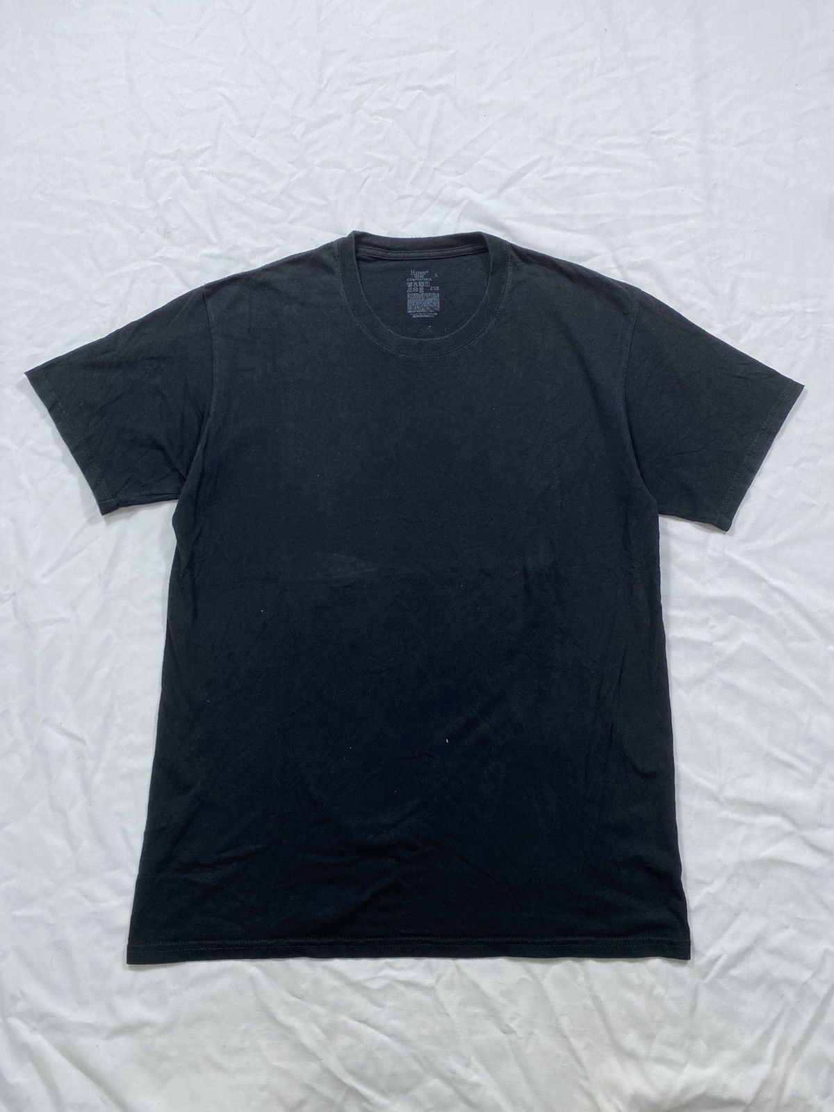 Hanes Japanese Hanes black Tee short sleeve Size US L / EU 52-54 / 3 - 2 Thumbnail