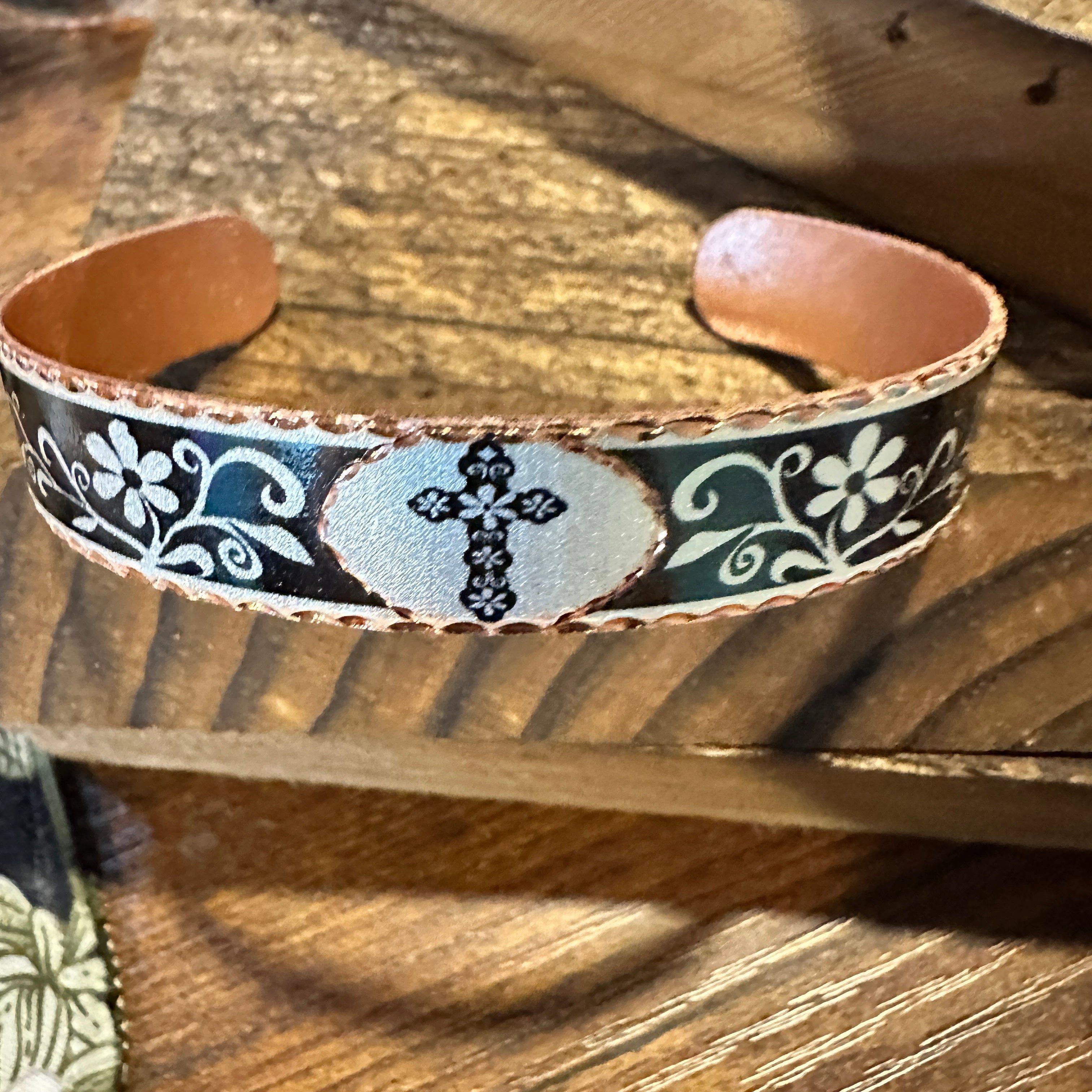 Other Handmade Boho Copper Narrow Cuff Bracelet, Diamond Cut Cross Size ONE SIZE - 4 Thumbnail