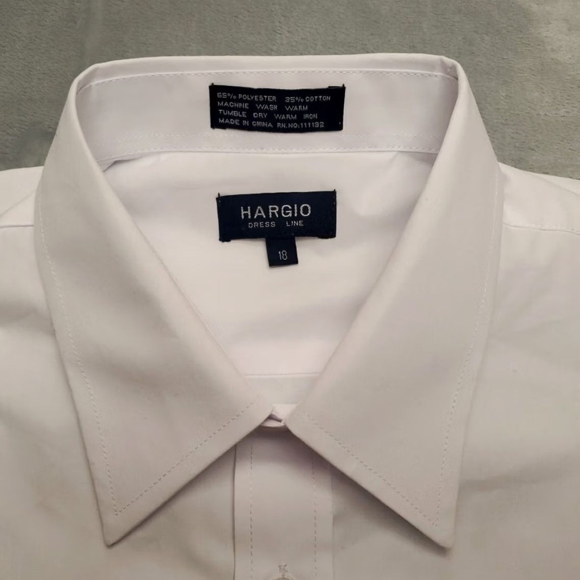 Vintage Hargio Dress Shirt Mens 18 White Polyester Blend Short Sleeve Classic NWT Shirt Mens 18 White Polyester Blend Short Sleeve Button-Up Classic NWT Size 48R - 4 Thumbnail