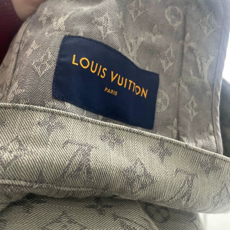Louis Vuitton Louis Vuitton Grey denim full print jacket 2501-Nextarrow Size US L / EU 52-54 / 3 - 4 Thumbnail