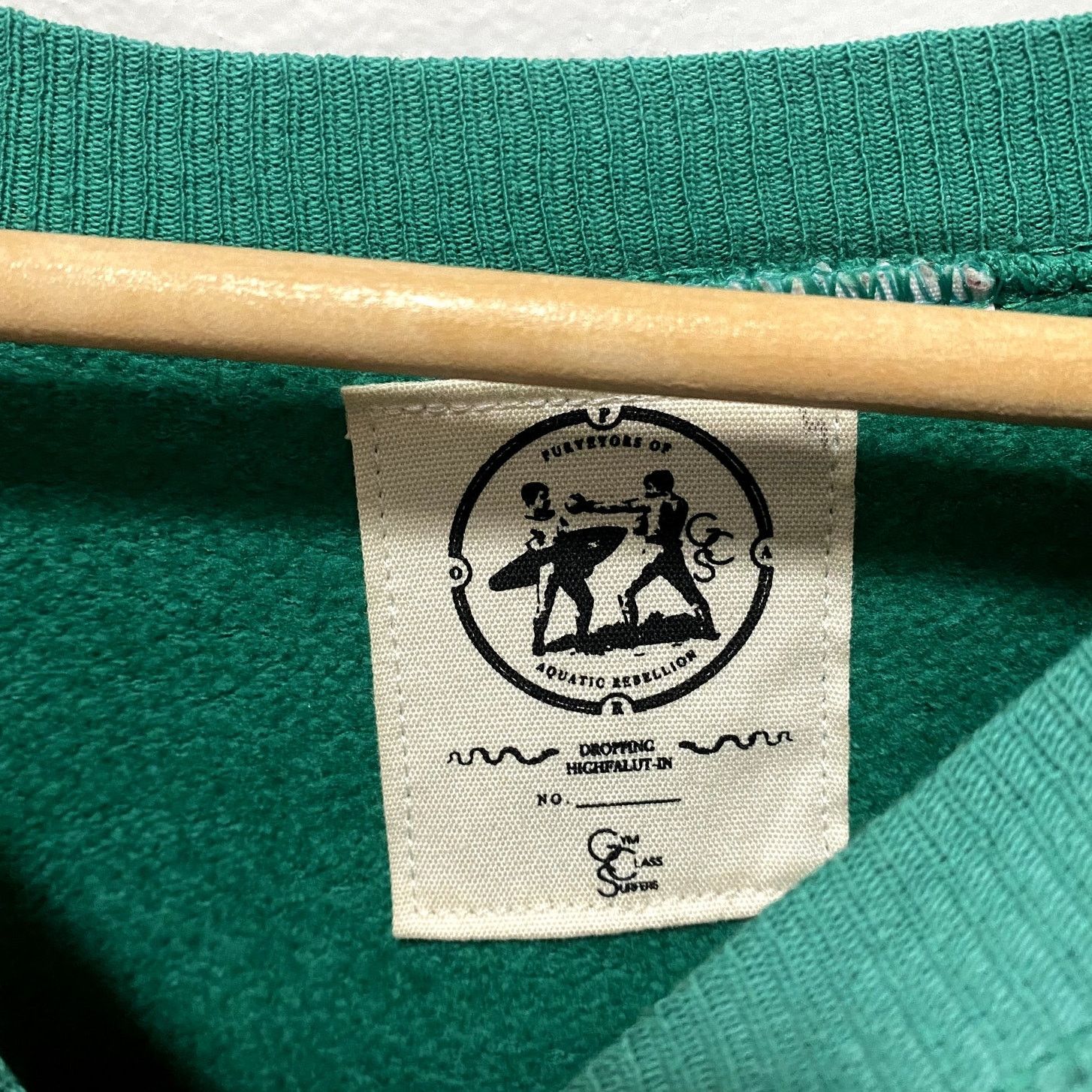 Vintage Vintage Rockaway Beach Felt Letter Surf Crewneck Sweatshirt Size US L / EU 52-54 / 3 - 4 Thumbnail