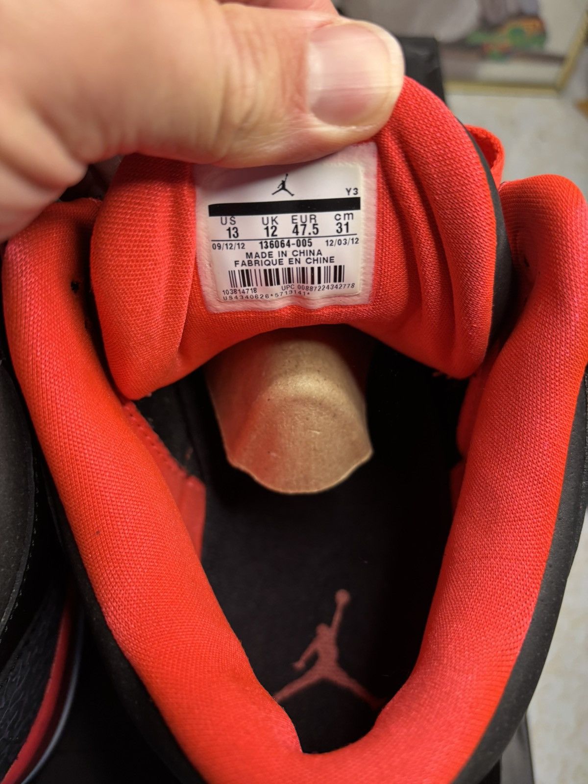 Jordan Brand Air Jordan 3 Retro OG crimson Size US 13 / EU 46 - 6 Thumbnail
