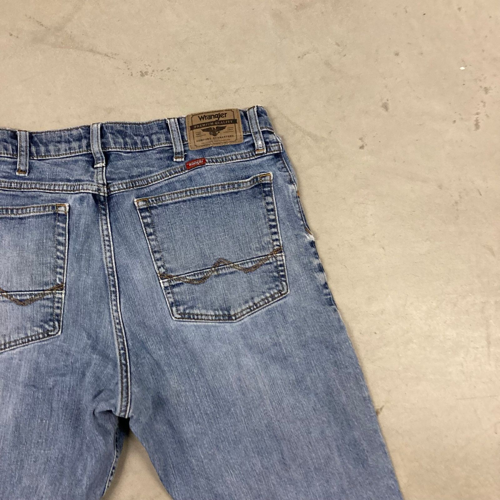 Wrangler Western baggy wrangler bootcut jeans 34x30 Size US 34 / EU 50 - 4 Thumbnail