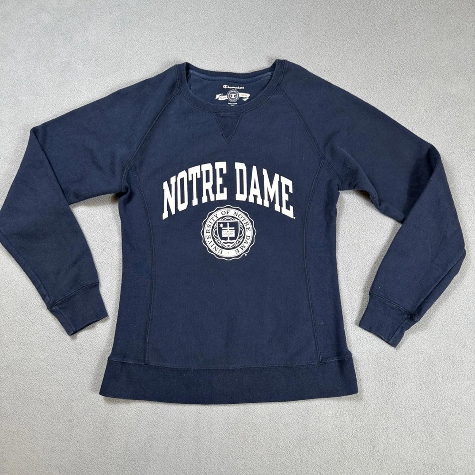 Champion Champion Notre Dame Crewneck Sweatshirt Women's Small Navy Size S / US 4 / IT 40 - 1 Thumbnail