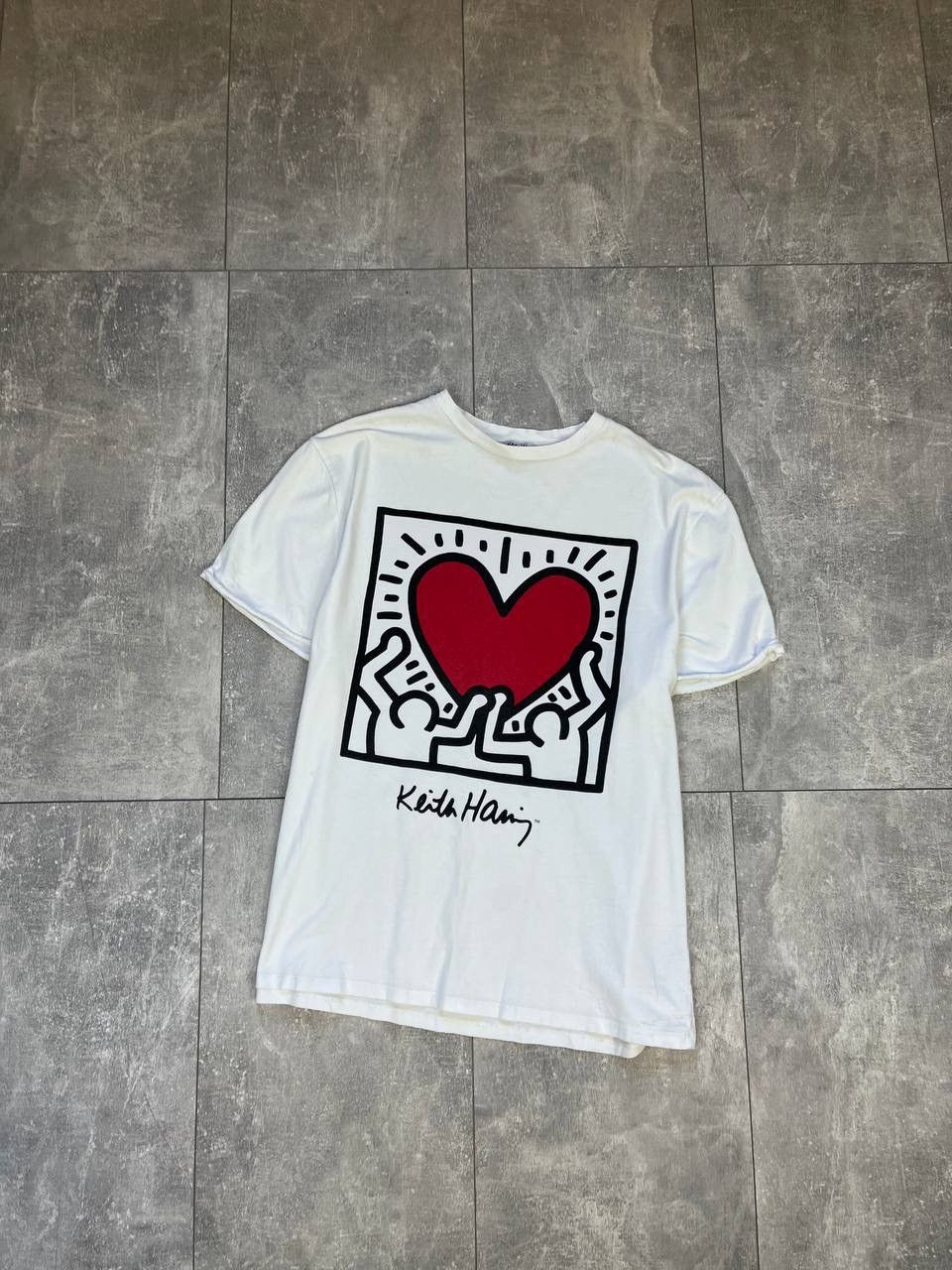 Keith Haring × Vintage Keith Haring white Heart tee Size US M / EU 48-50 / 2 - 1 Thumbnail