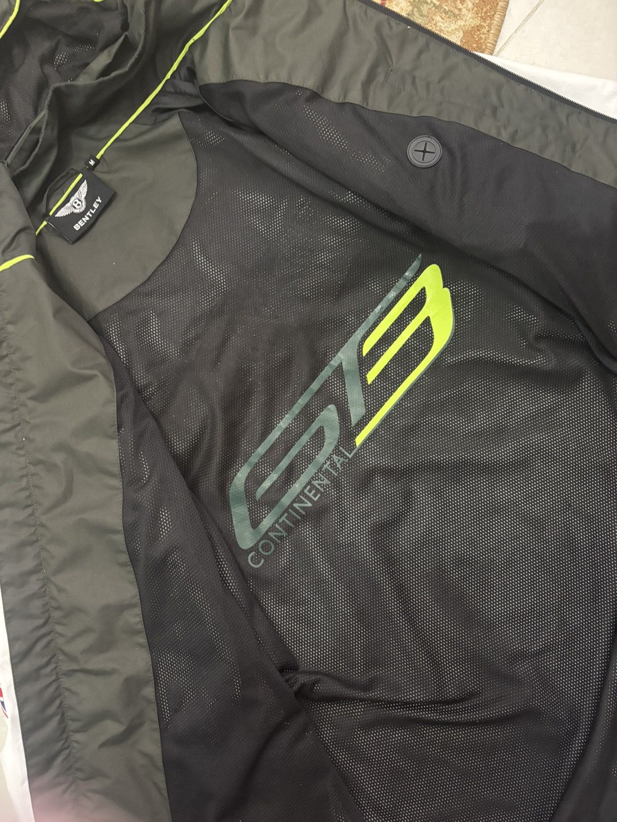 Bentley Bentley Motorsport Continental GT3 Racing Jacket Black White Size US M / EU 48-50 / 2 - 10 Thumbnail