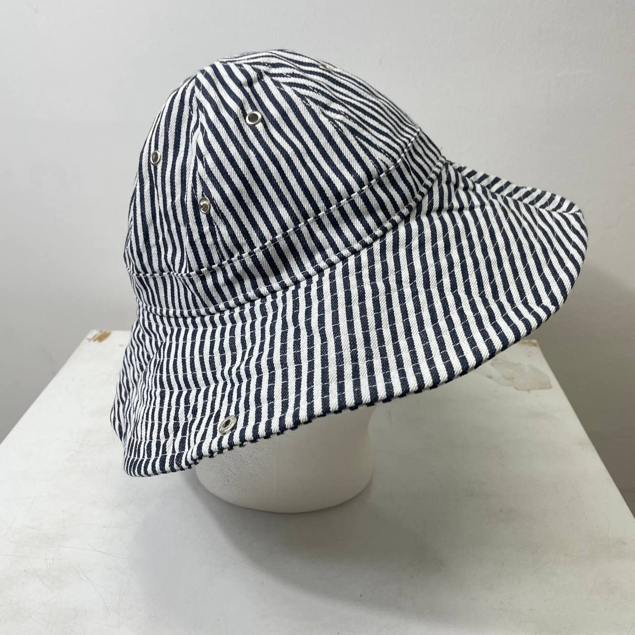 Vince Camuto ⭐️SALE⭐️ VINCE CAMUTO BUCKET HAT Size ONE SIZE - 5 Thumbnail