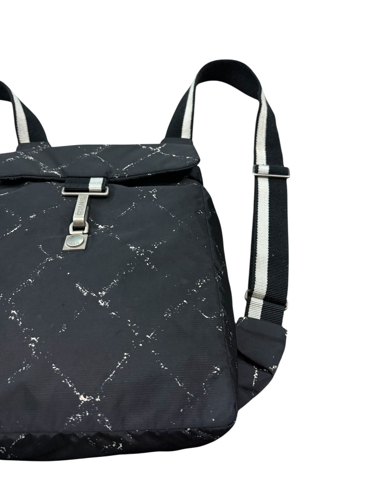 Chanel RARE CHANEL TRAVEL LINE BACKPACK Size ONE SIZE - 6 Thumbnail