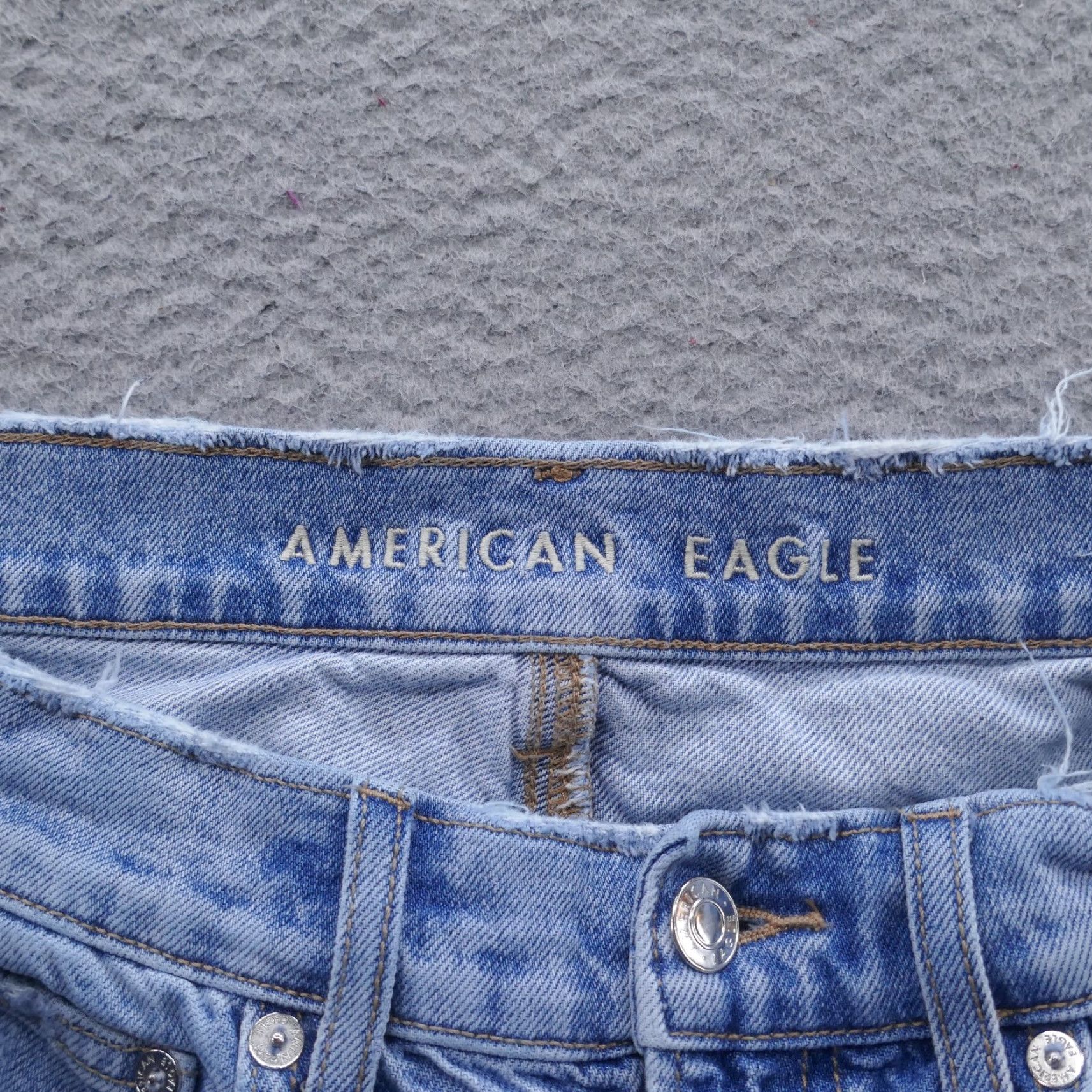 American Eagle Outfitters VINTAGE American Eagle Womens 90s Straight Jeans Blue 6 Mid Rise Distressed Jeans Regular Womens Size 30" / US 8 / IT 44 - 6 Thumbnail