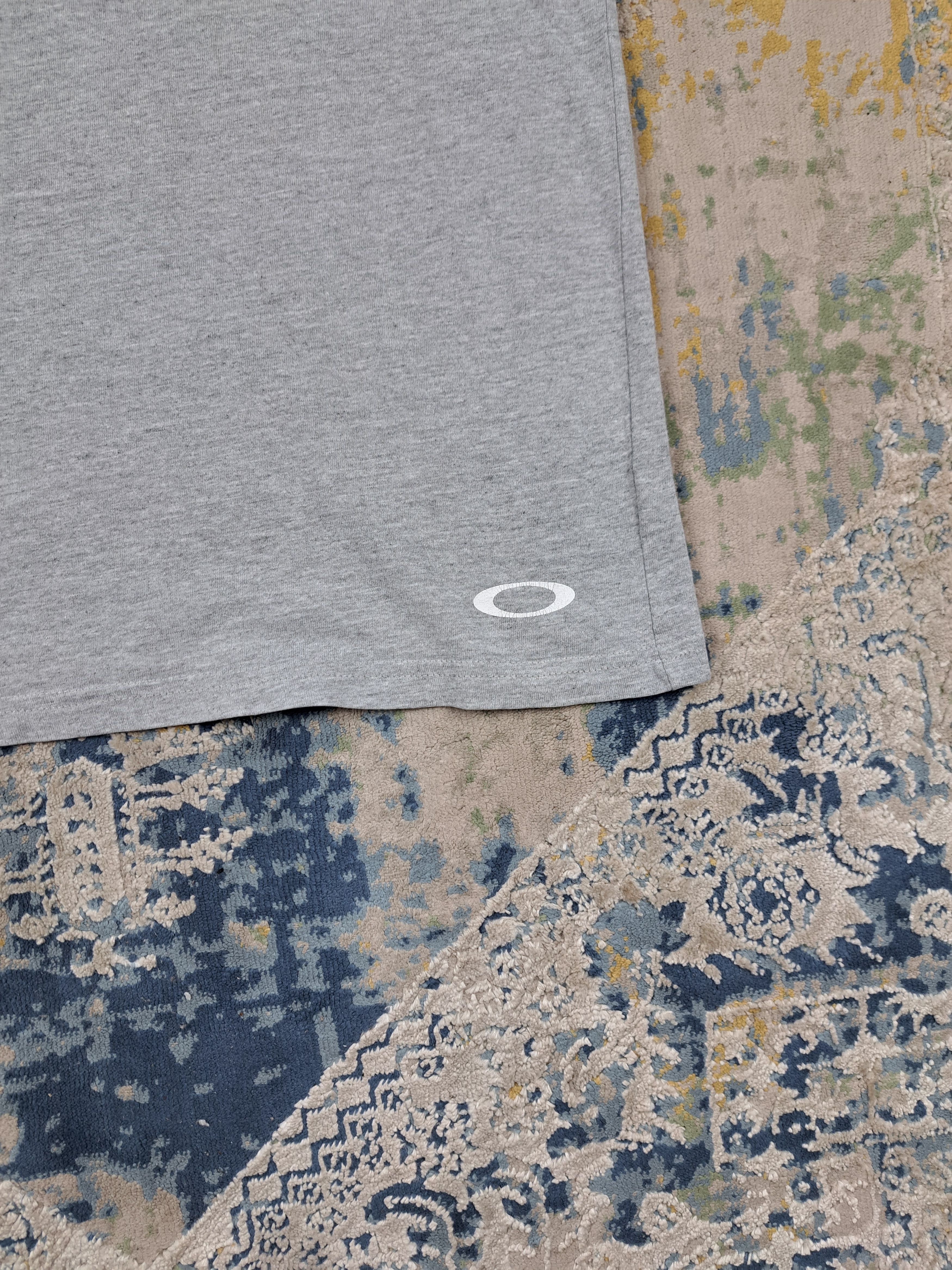 Oakley Very Rare Oakley Arctic Challenge Sword Tee Archive y2k Size US M / EU 48-50 / 2 - 4 Thumbnail
