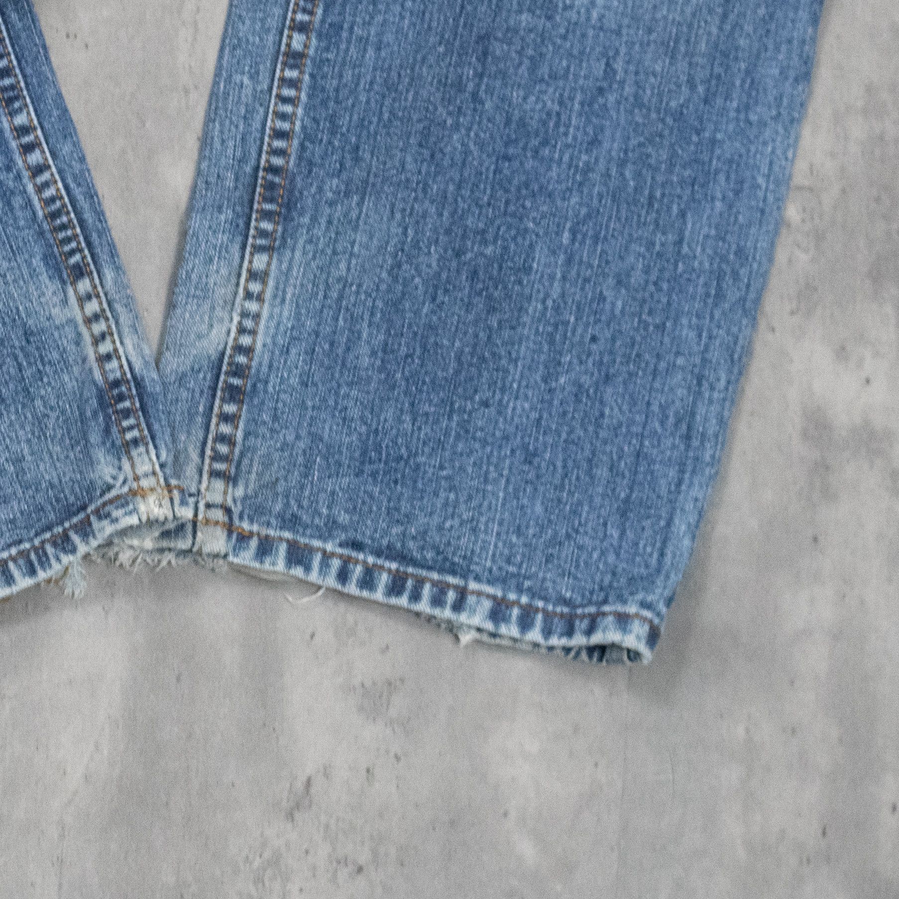 Japanese Brand Y2K 00's Midwash Baggy Relax Fit Wide Legged Denim Pant's Size US 34 / EU 50 - 5 Thumbnail