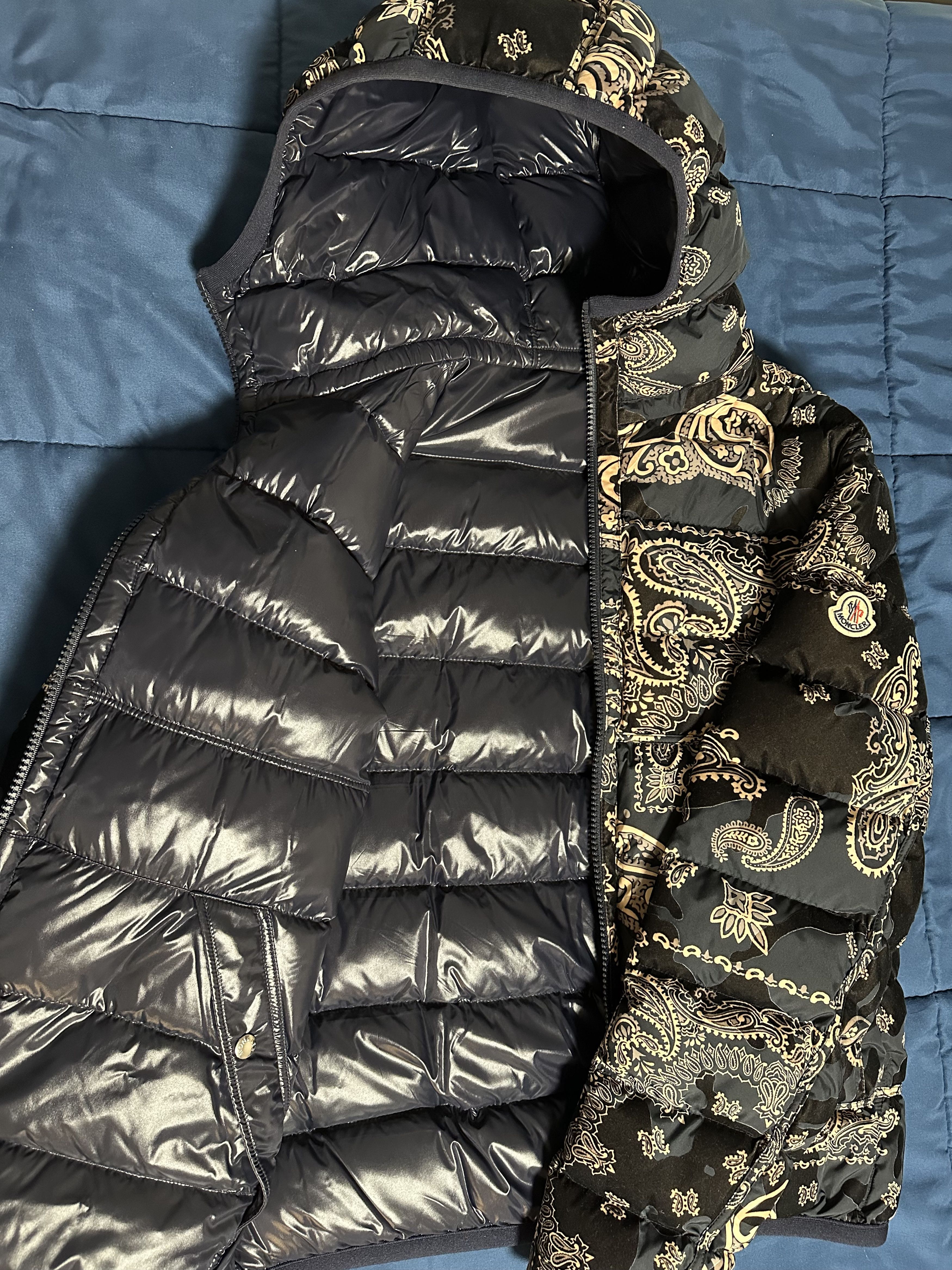 Moncler Moncler FREVILLE Reversible Down Jacket – LeBon Marché Paris Size US L / EU 52-54 / 3 - 2 Thumbnail