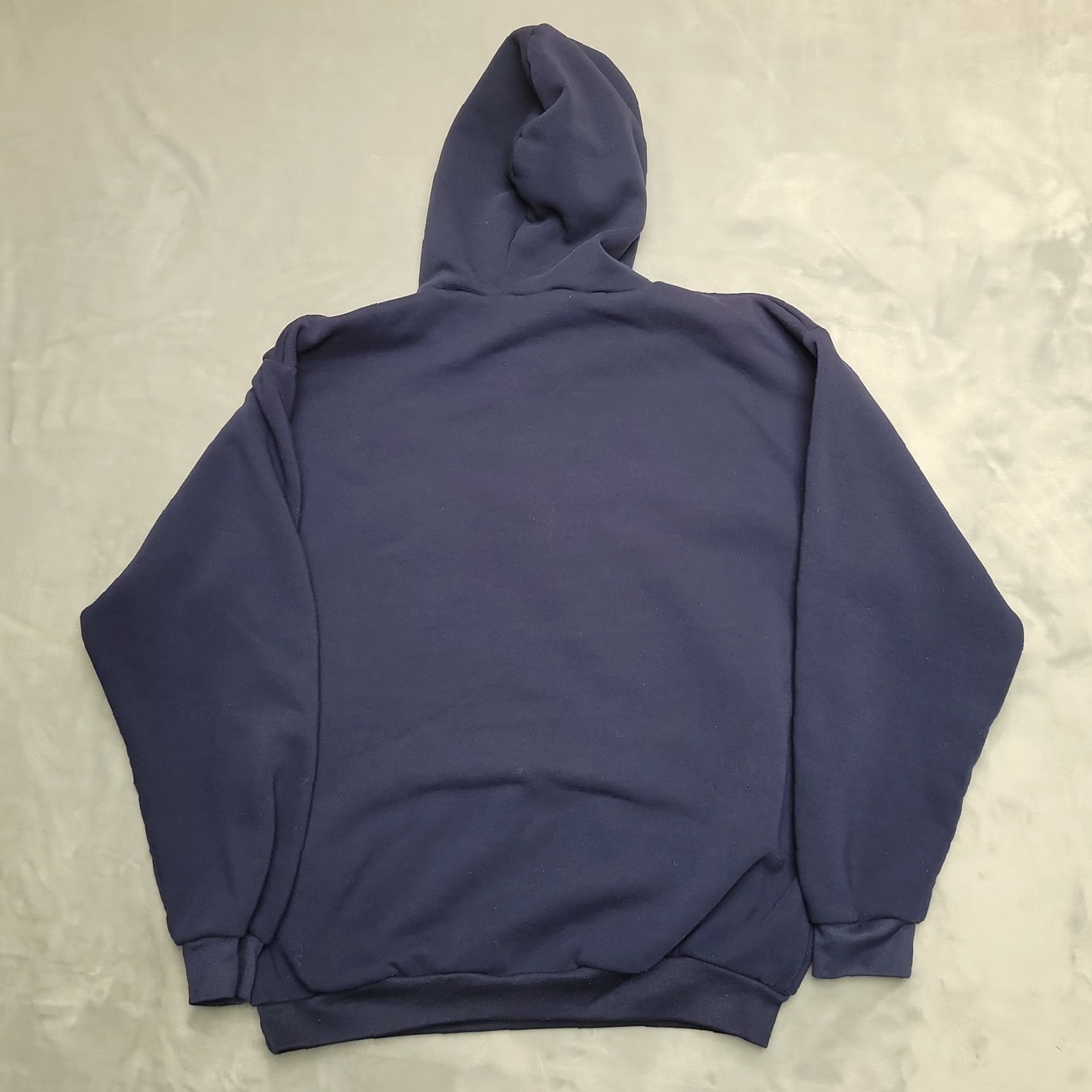 KangaROOS VINTAGE Mr Kangaroo Hoodie Mens M Navy Blue AUS Australia Flag Pullover Blue Cotton Blend Fleece Solid Long Sleeve Pullover Vintage Mens Regular Size US M / EU 48-50 / 2 - 5 Thumbnail