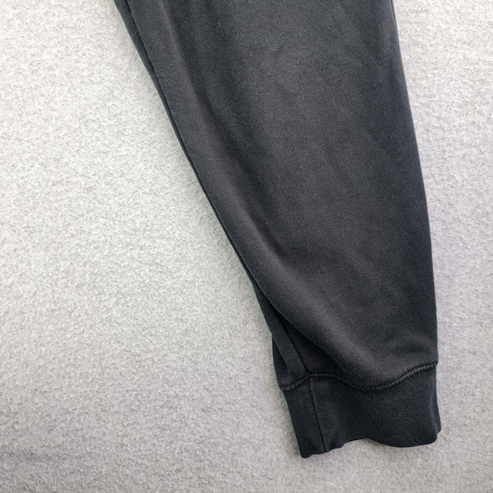 Nike Nike Sweatpants Mens M Black Club Fleece Joggers BV2671-010 Size US 31 - 4 Thumbnail