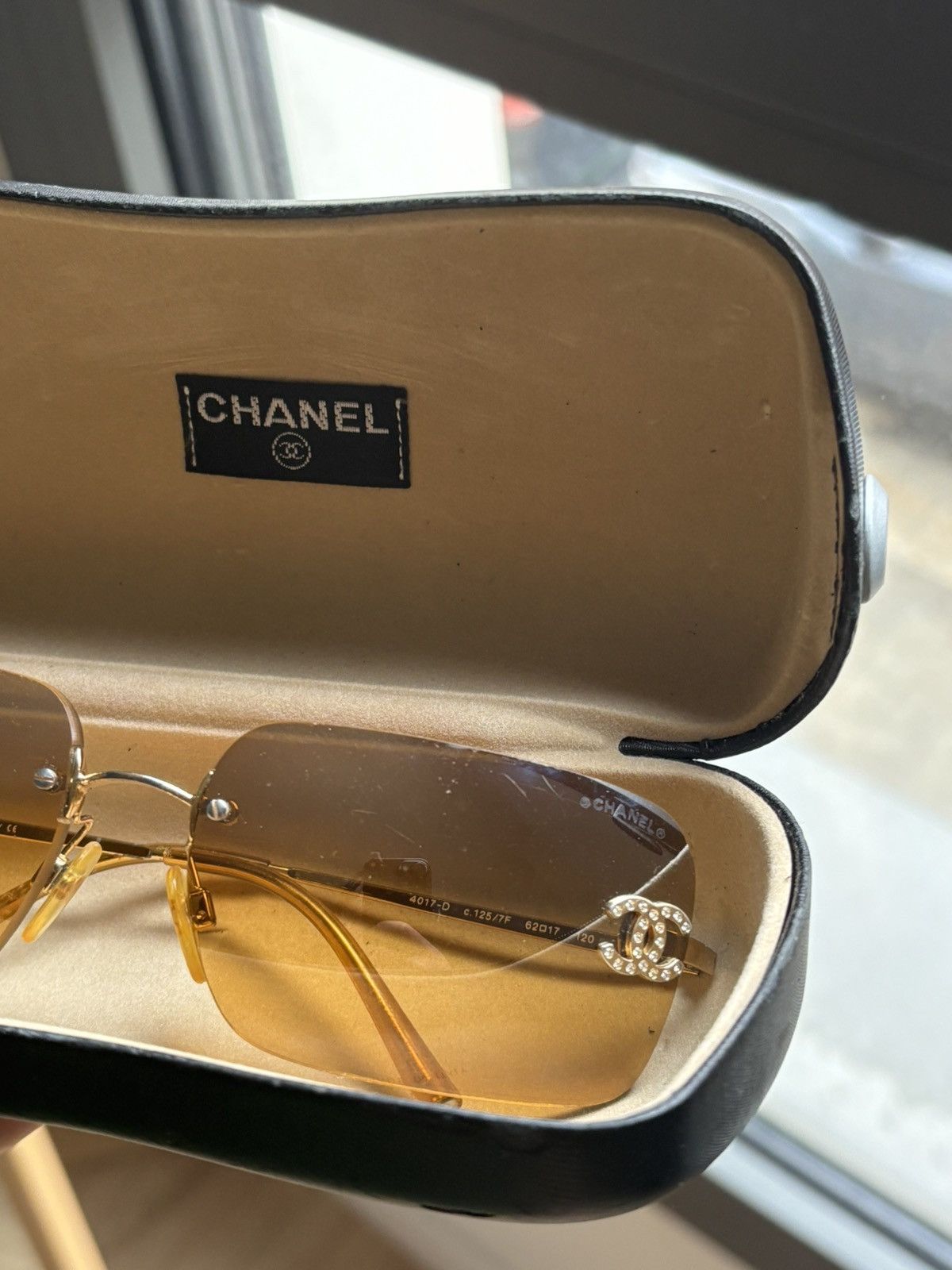 Chanel × Vintage CHANEL Sunglasses 4017-D Rimless Rhinestones Vintage Size ONE SIZE - 2 Thumbnail