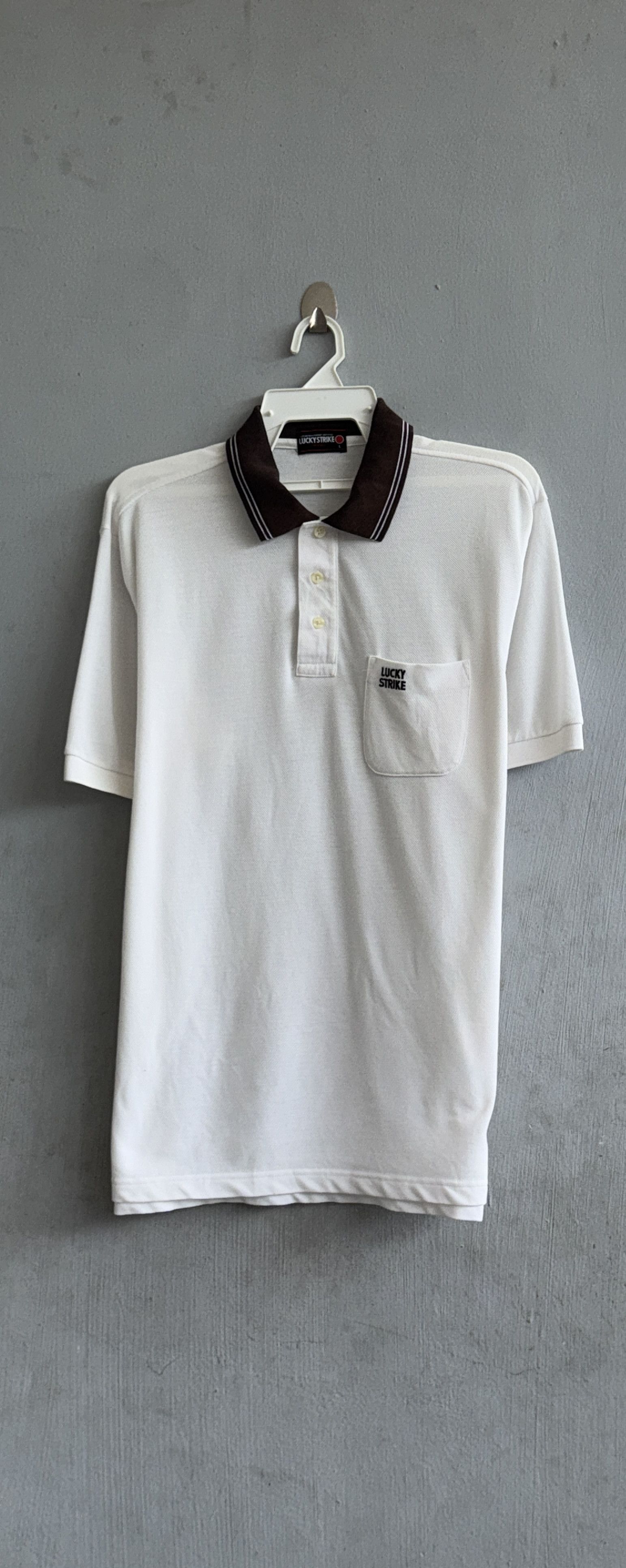 Vintage Lucky Strike Single Pocket Vintage Polo Shirt Size US L / EU 52-54 / 3 - 1 Thumbnail