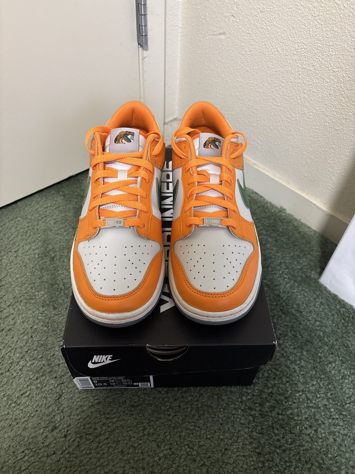 Nike Nike Dunk Low x Florida A&M University Rattlers Size 9 Size US 9 / EU 42 - 4 Thumbnail