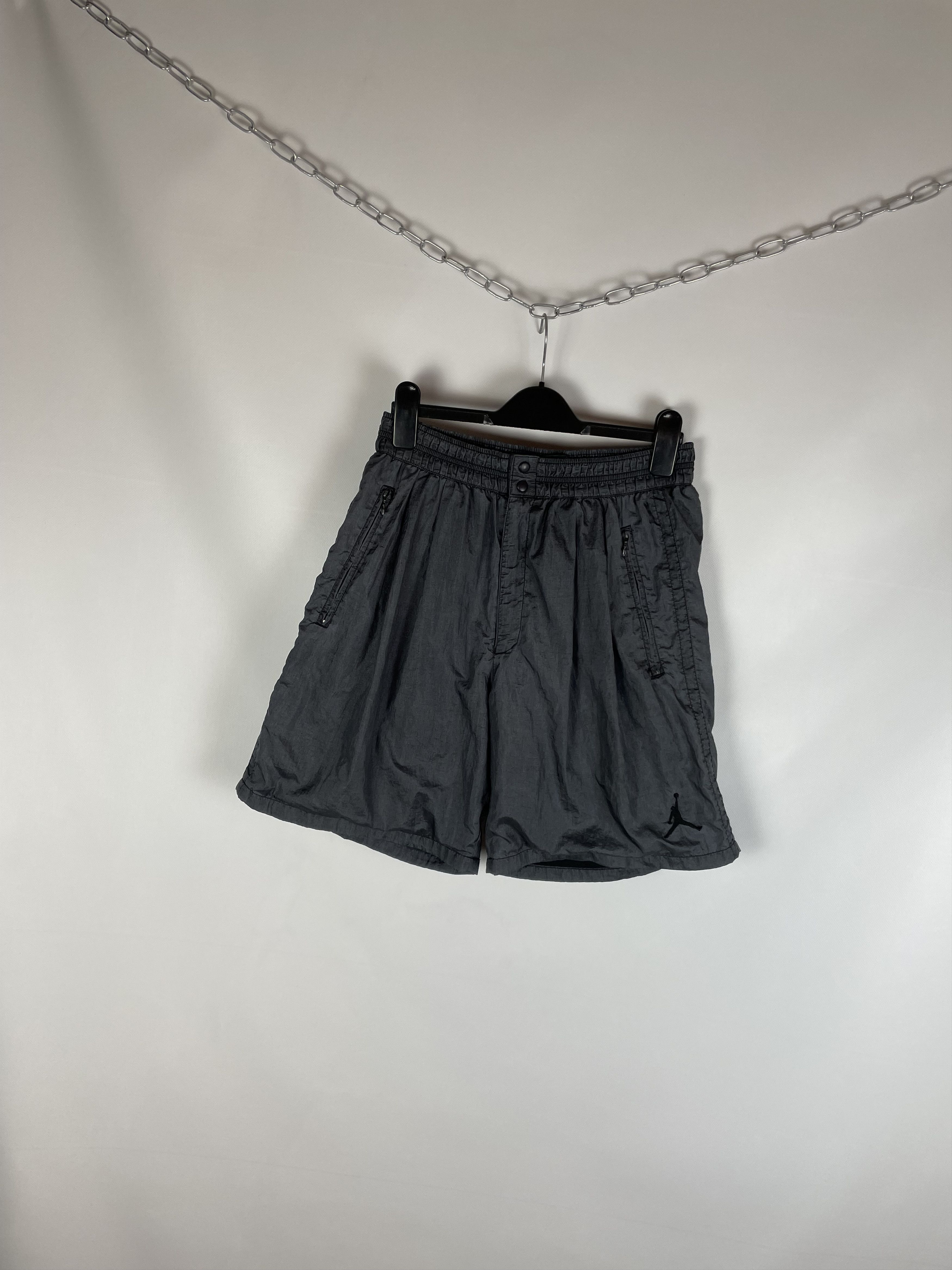 Jordan Brand 90s Nike Jordan Shorts Size US 32 / EU 48 - 2 Thumbnail