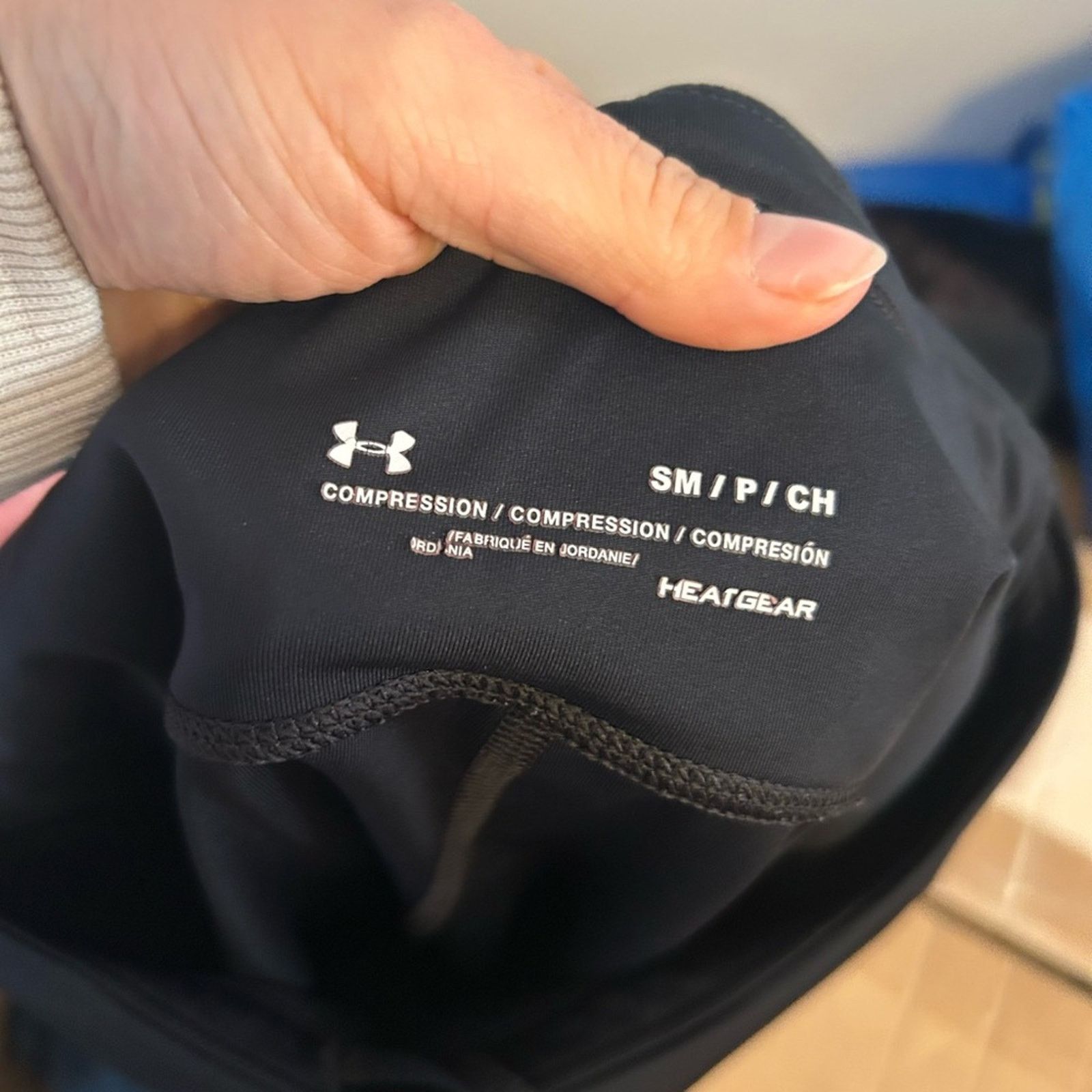 Under Armour Under Armour Black Cropped Compression Leggings Size 26" / US 2 / IT 38 - 3 Thumbnail
