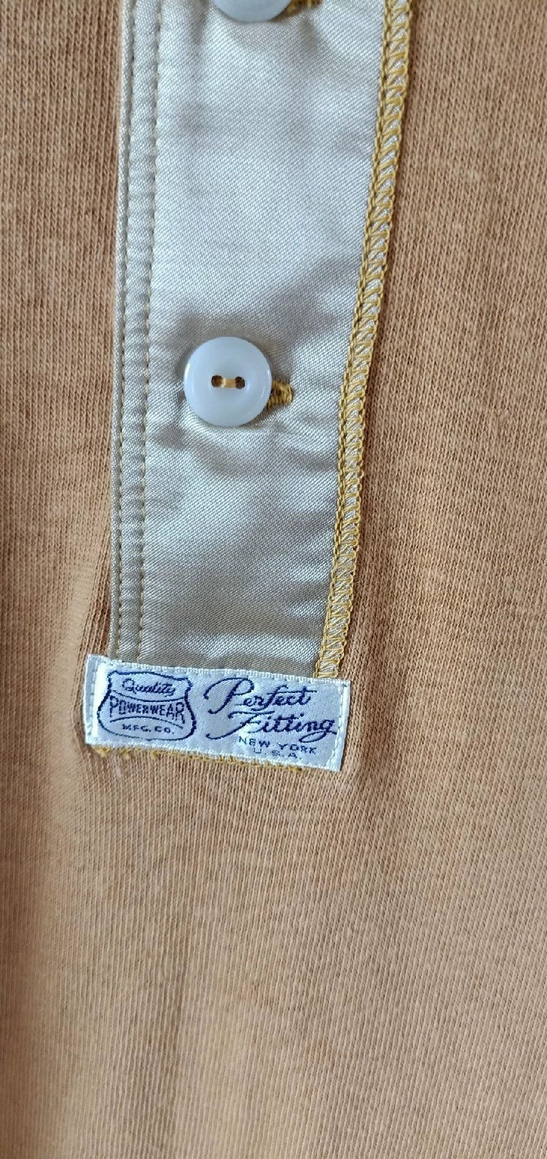 Freewheelers Freewheelers size 38 Long-sleeved henry collar Size US S / EU 44-46 / 1 - 4 Thumbnail