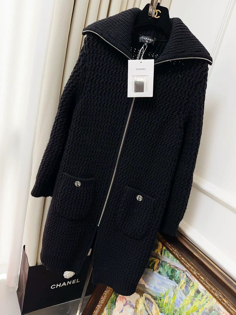 Chanel 22A Handicraft Workshop Black Textured Sweater Knit
