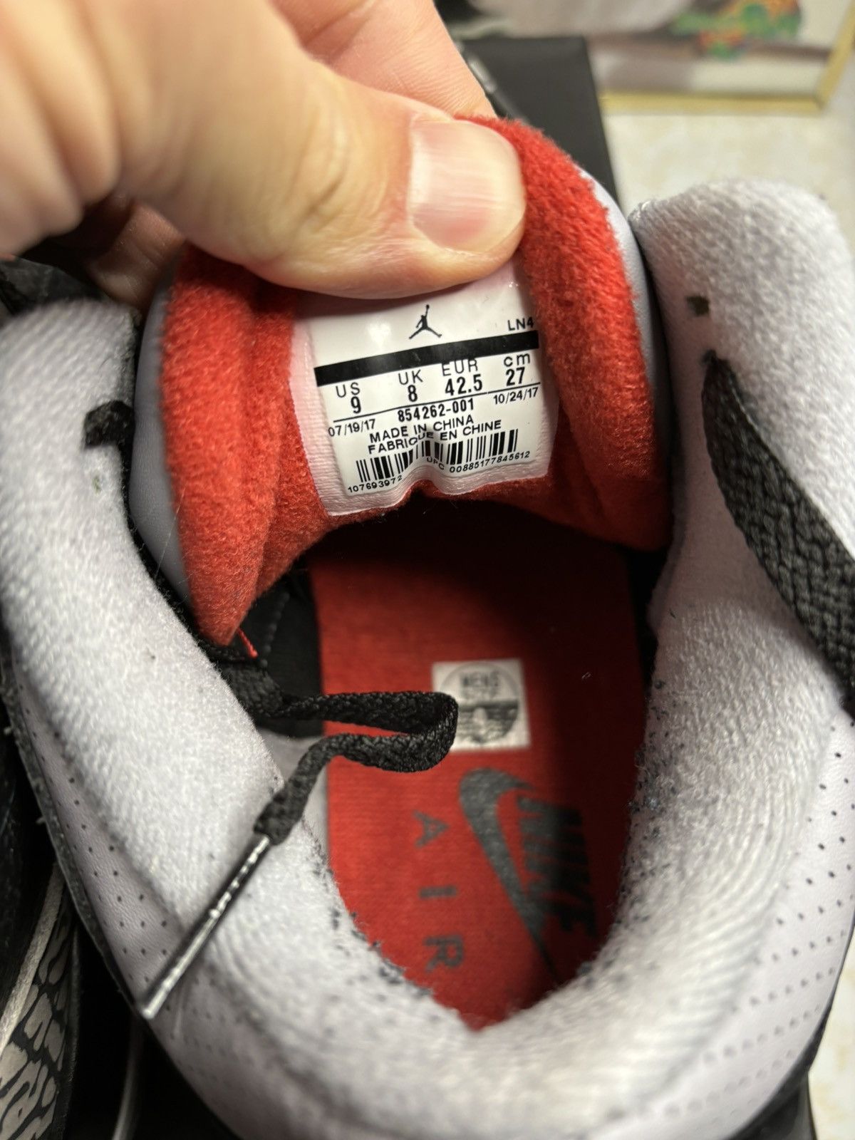 Jordan Brand Jordan 3 Retro Black Cement 2018 Size US 9 / EU 42 - 6 Thumbnail
