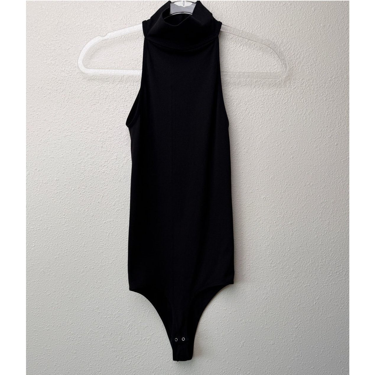 Free People Free People Intimately Black Mock Neck Keyhole Back Bodysuit Size S / US 4 / IT 40 - 6 Thumbnail