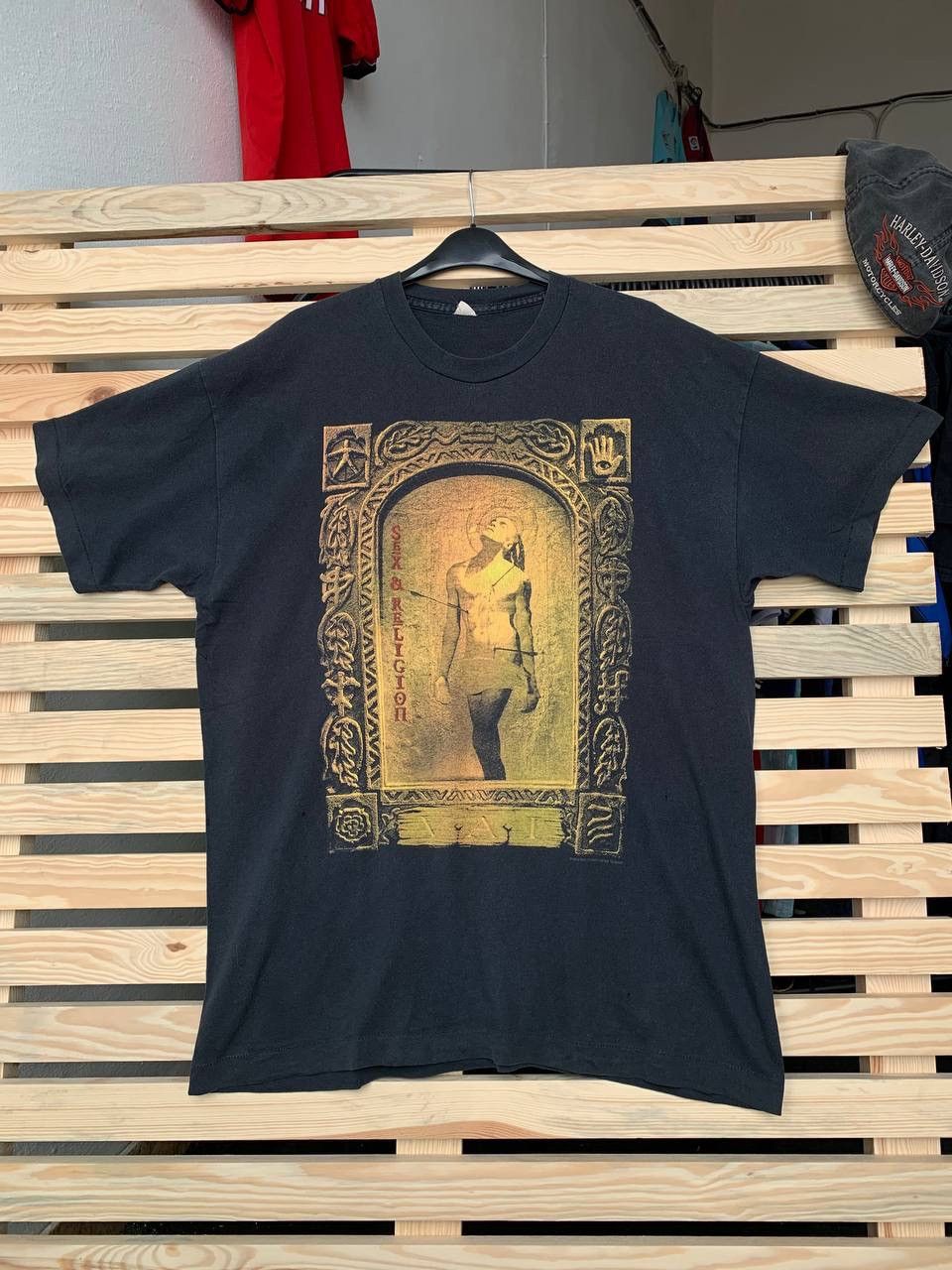 Giant × Vintage RARE 1993 Steve Vai Sex and Religion Vintage Shirt Size US XL / EU 56 / 4 - 1 Thumbnail