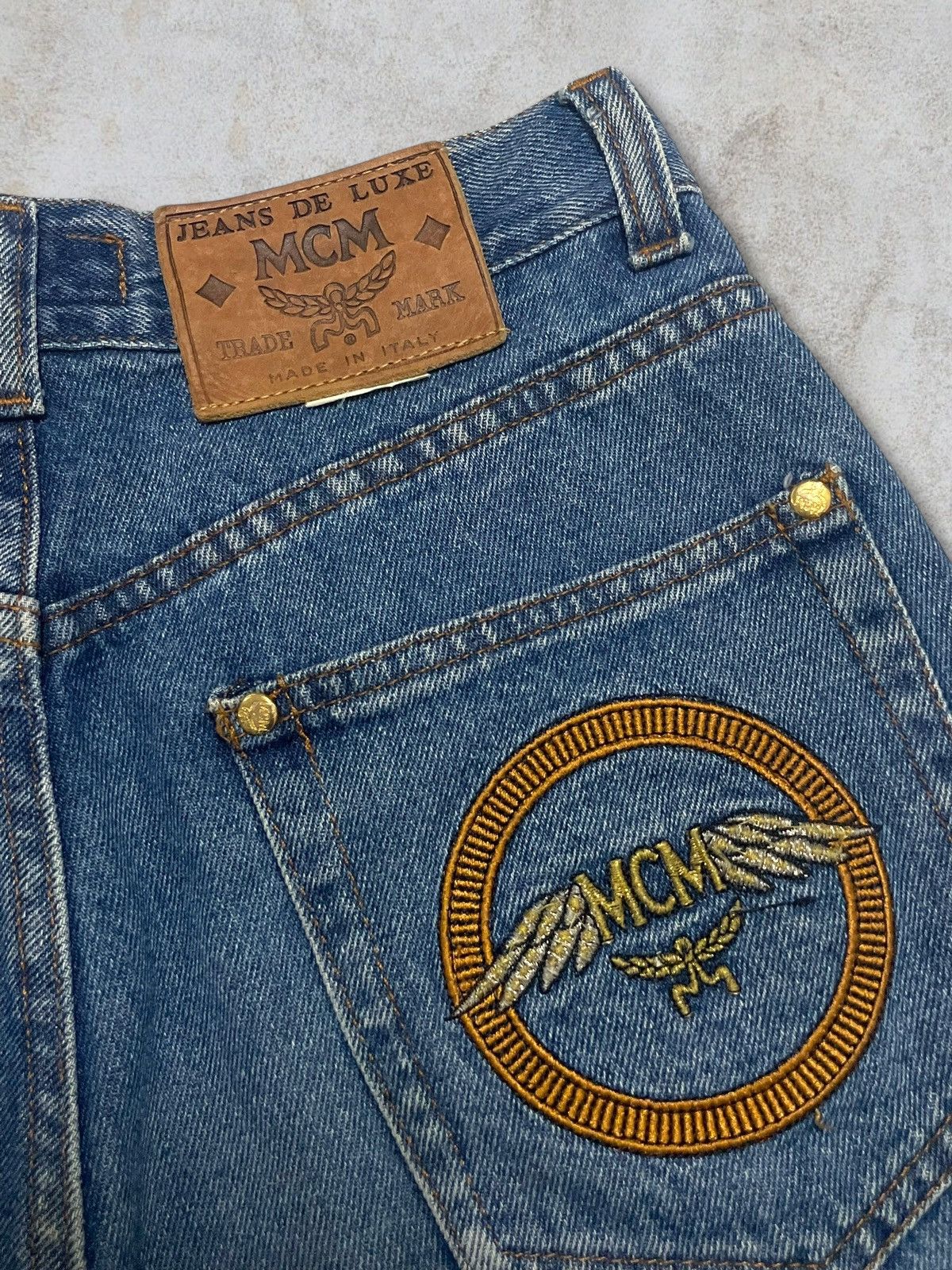 MCM MCM Embroidery Logo High Waist Gold Plate Button Blue Jeans Size 28" / US 6 / IT 42 - 11 Thumbnail