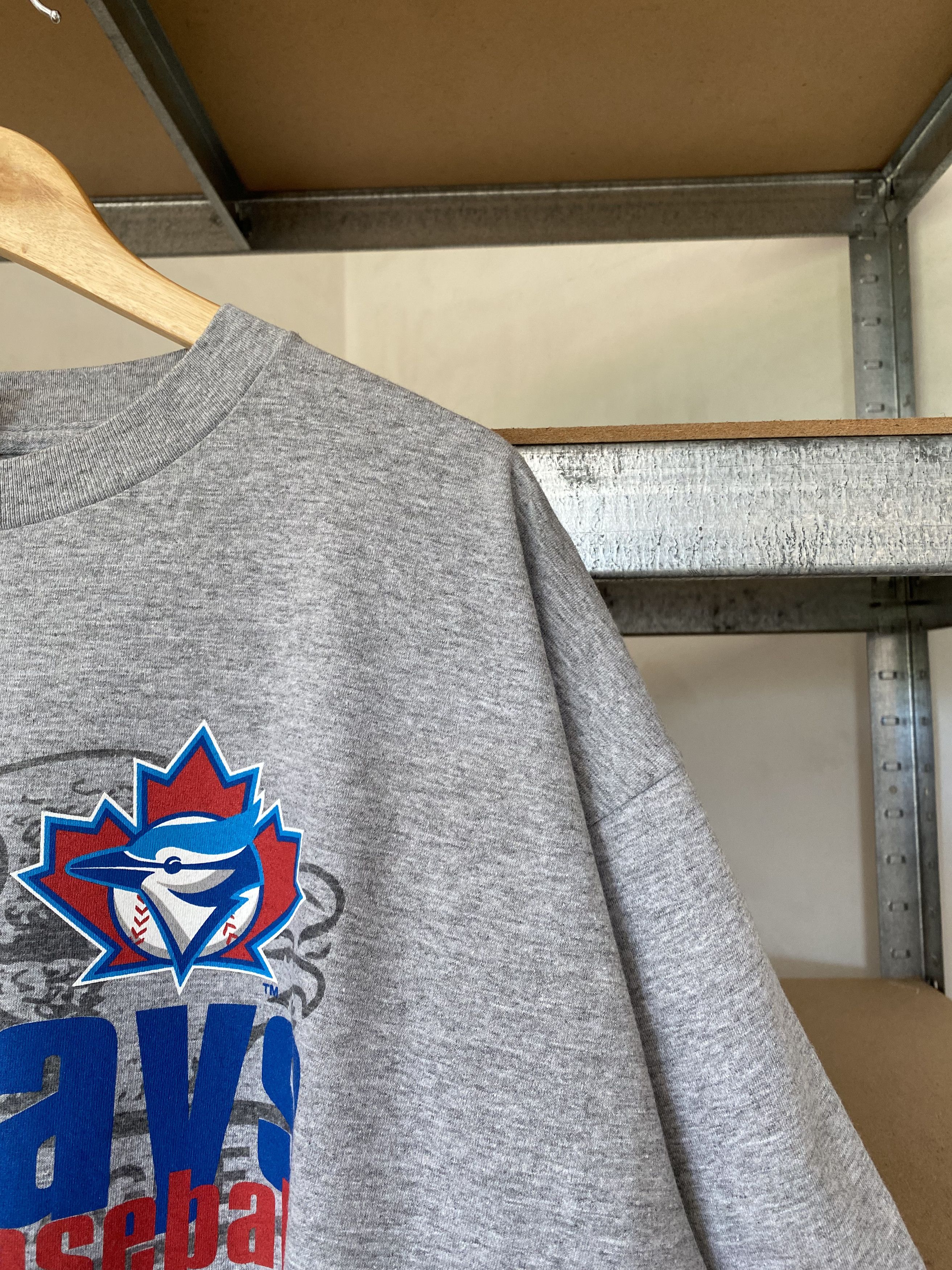 MLB Toronto Blue Jays Vintage 1996 MLB Gray Tee Size US XL / EU 56 / 4 - 13 Thumbnail