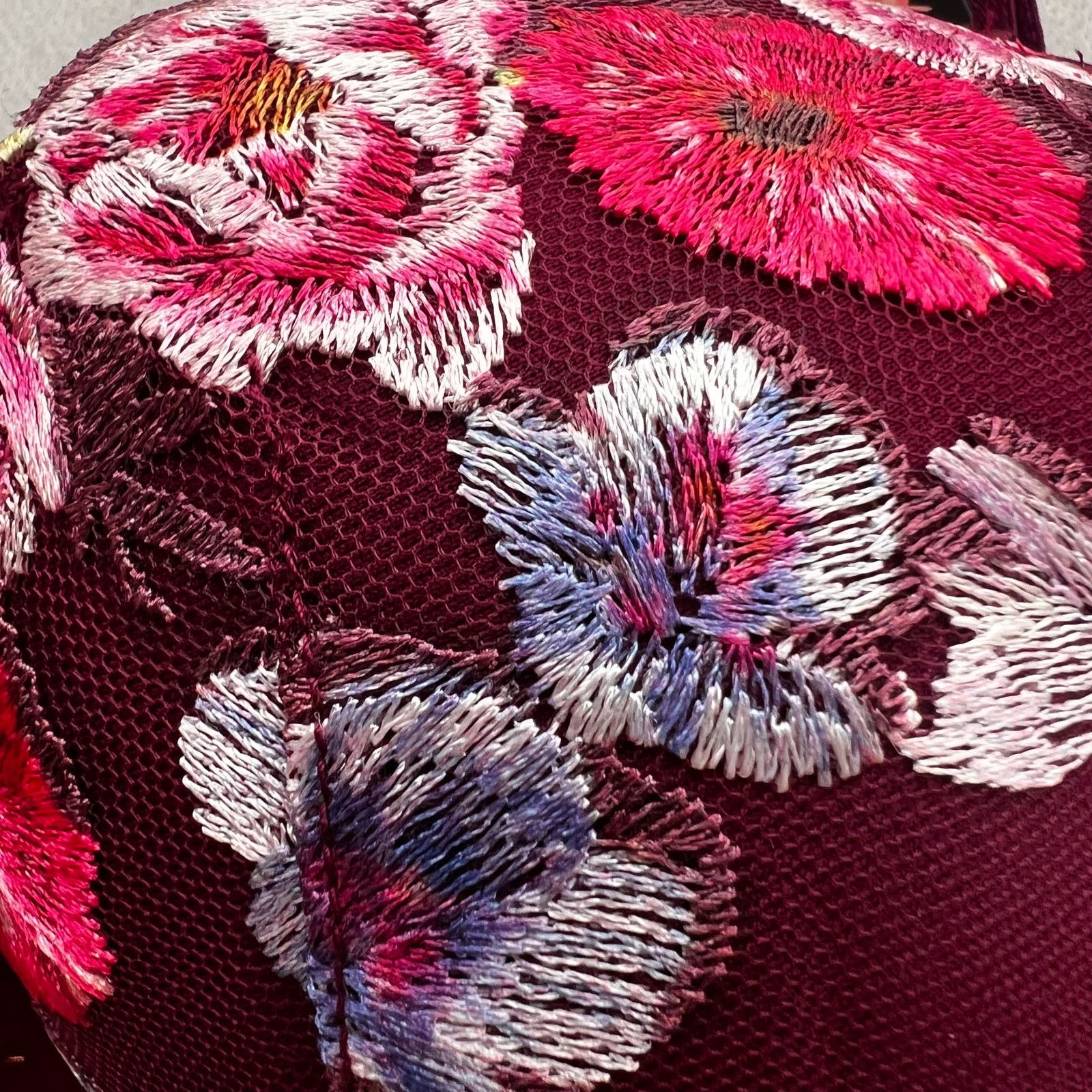 Victoria's Secret Victoria's Secret Dream Angels Embroidery Push-Up Bra, 32DD Size ONE SIZE - 5 Thumbnail