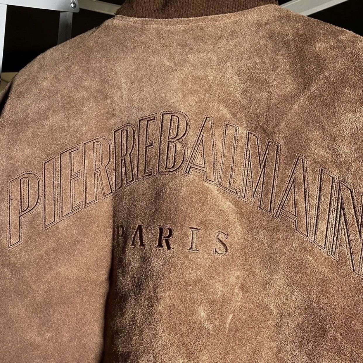 Pierre Balmain CowSkin 💥 Pierre Balmain leather jacket. Size US L / EU 52-54 / 3 - 5 Thumbnail