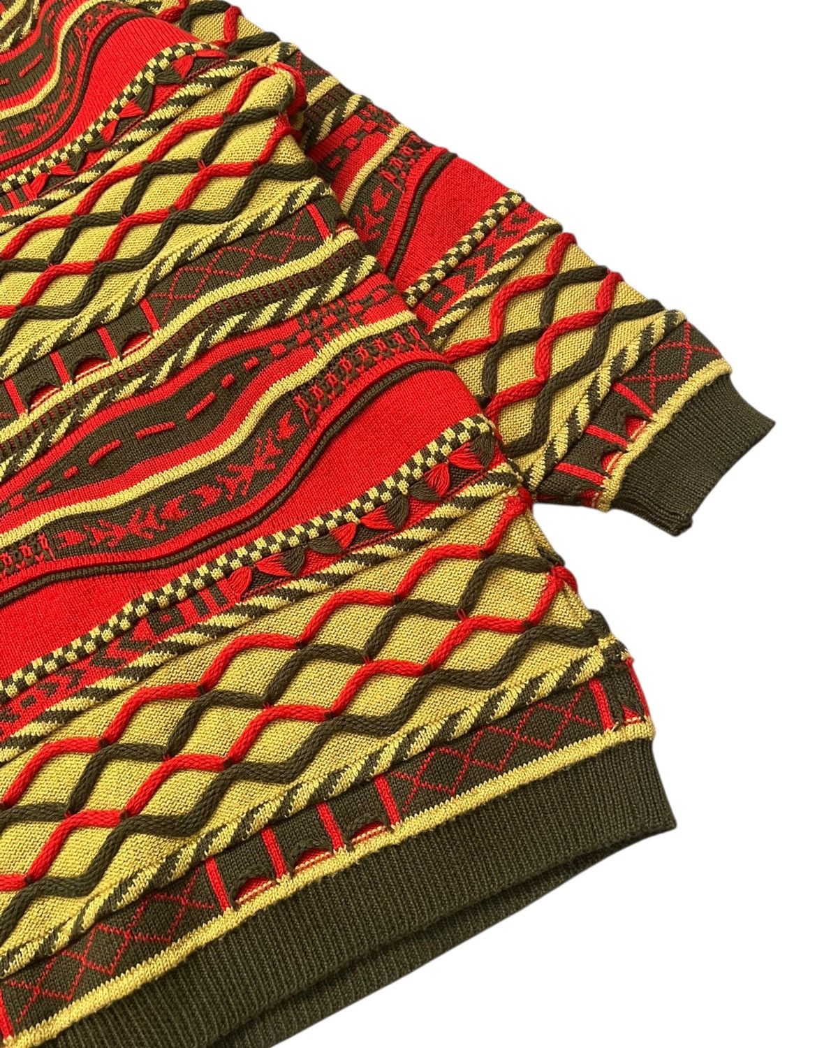 Vintage 1990s Portfolio Australia “Coogi Style” 3D Cabled Sweater Size US S / EU 44-46 / 1 - 6 Thumbnail