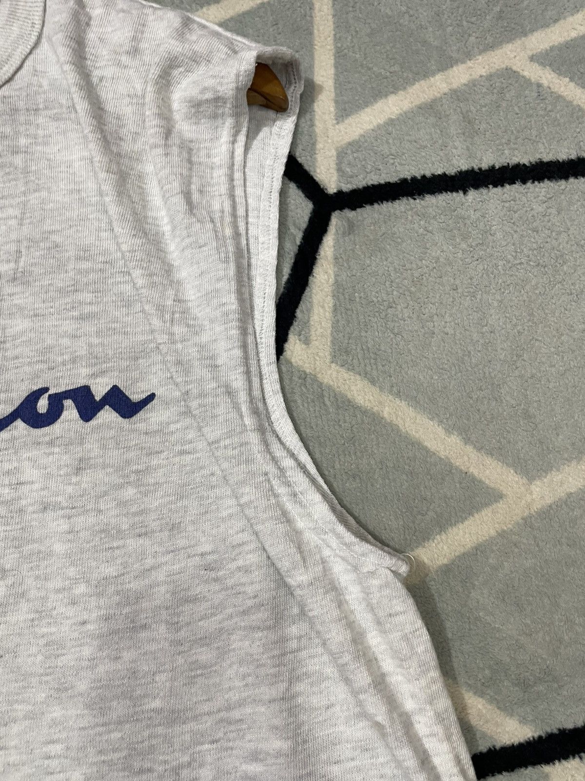 Champion Champion streetwear singlet sleeveless simple design Size US L / EU 52-54 / 3 - 9 Thumbnail