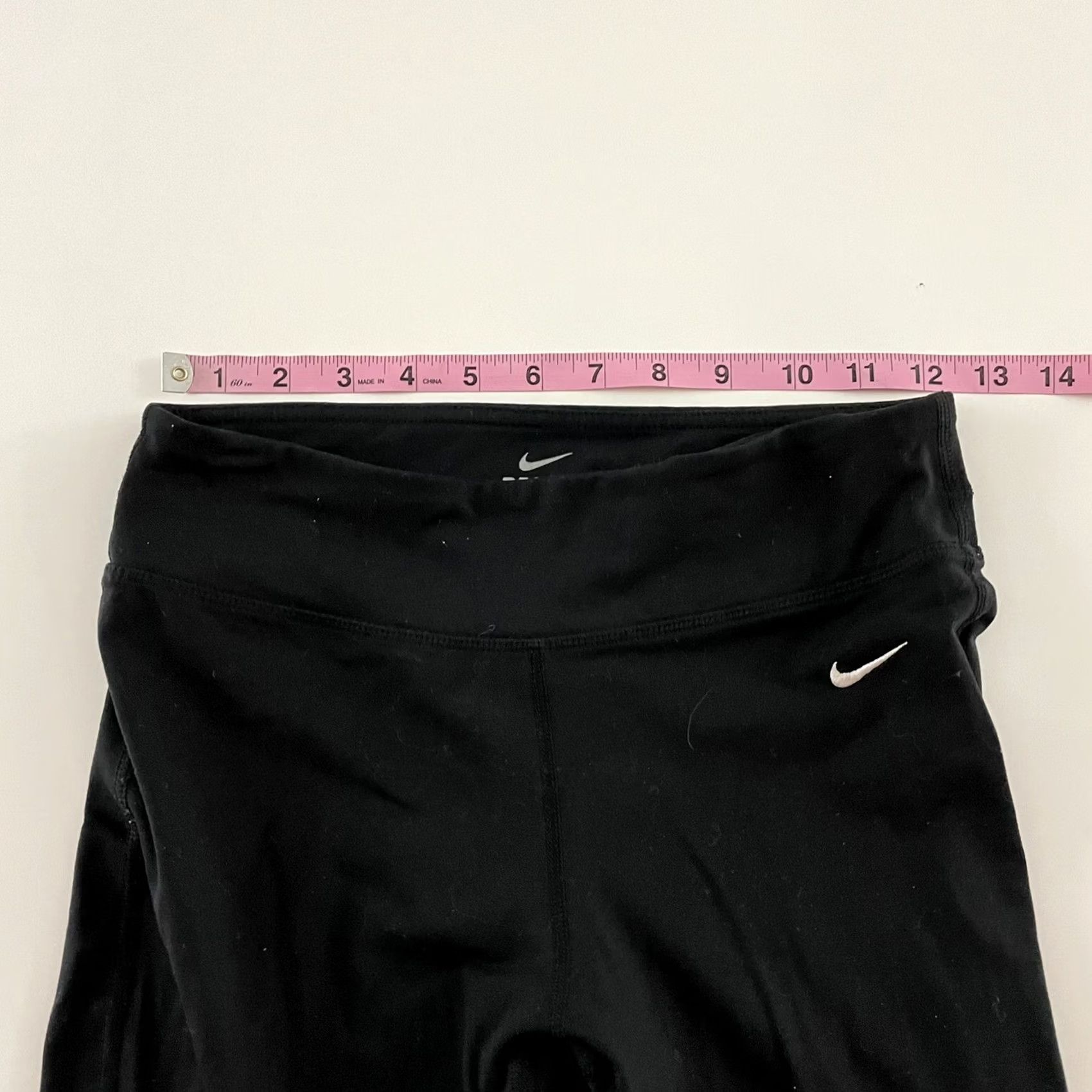 Nike Nike Dri-Fit Cropped Pants Women's Medium Black Solid Athletic Yoga Skinny M & M Size 32" / US 10 / IT 46 - 4 Thumbnail