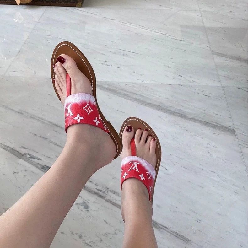 Louis Vuitton Louis Vuitton Red gradient leather flip-flops with logo sa Size US 6.5 / IT 36.5 - 8 Thumbnail