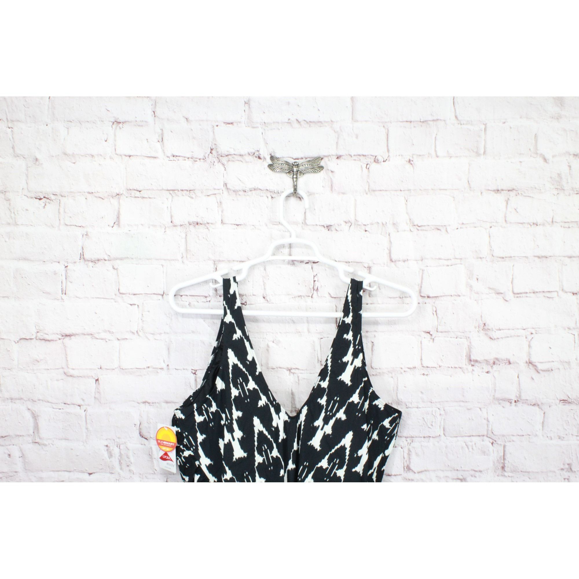 L.L. Bean LL Bean Women's Shaping Swimwear Tanksuit Black Print Size 3XL / US 20-22 - 5 Thumbnail