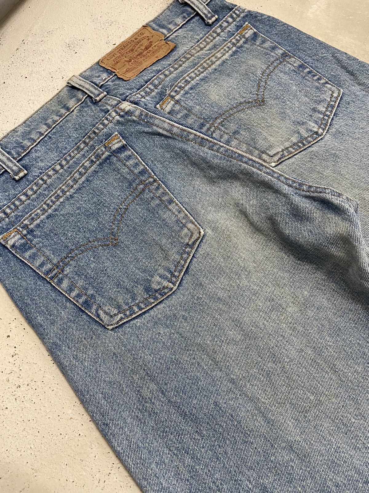 If Six Was Nine Vintage Levis 505 USA Thread Leg Pants (AD13) Size US 31 - 17 Thumbnail