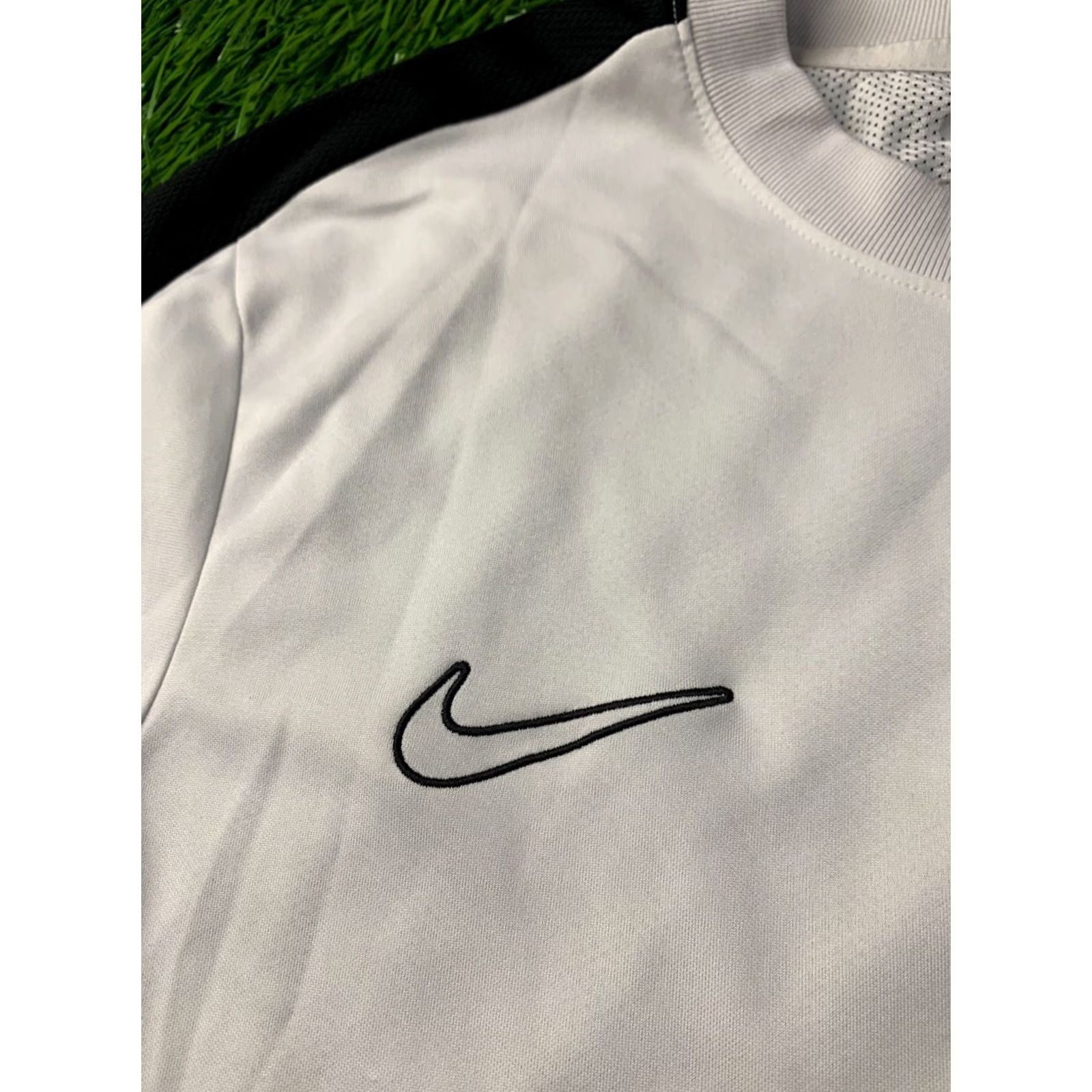 Nike Nike Academy Dri-Fit Original 2023 Men Football Shirt Jersey Tee Size L White and Black Short Sleeve Crew Neck T-Shirt Size US L / EU 52-54 / 3 - 3 Thumbnail