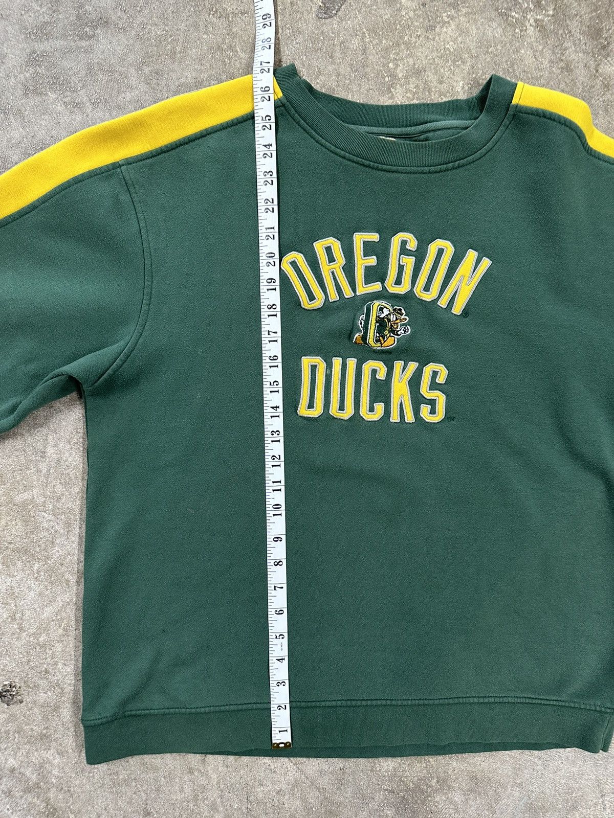 Vintage Crazy Y2K Oregon Ducks Collegiate Sweatshirt Size US M / EU 48-50 / 2 - 12 Thumbnail