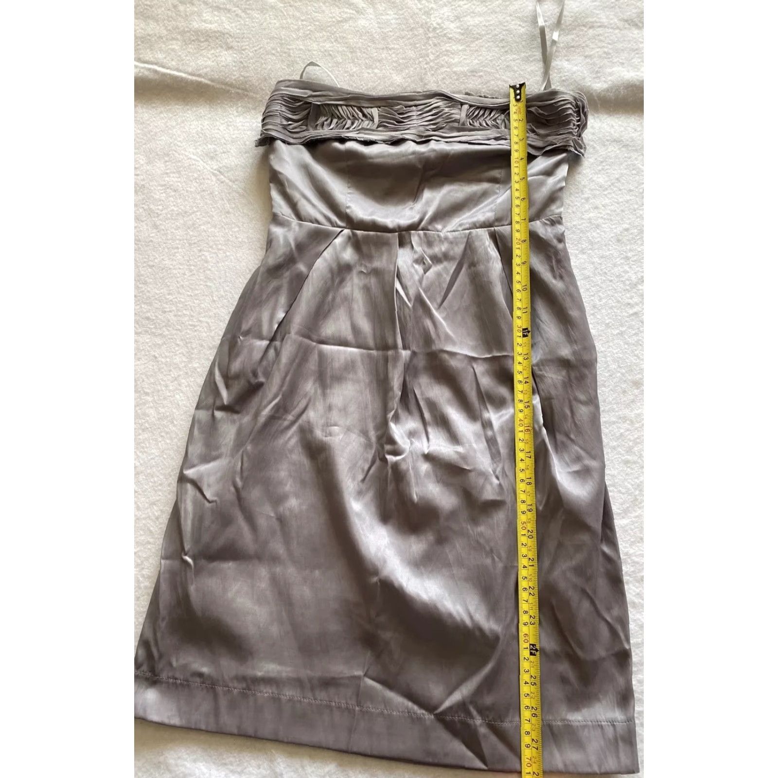 Vintage TCEC Dress Women’s S Gray Ruffle Chest Sleeveless Pencil Dress Short 18-11 Womens Size S / US 4 / IT 40 - 6 Thumbnail