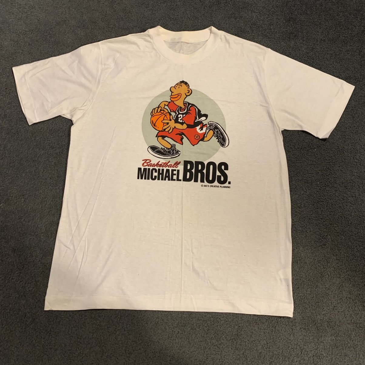 Other RARE VINTAGE 90s "MICHAEL BROS" BASKETBALL CARICATURE TEE Size US M / EU 48-50 / 2 - 1 Thumbnail